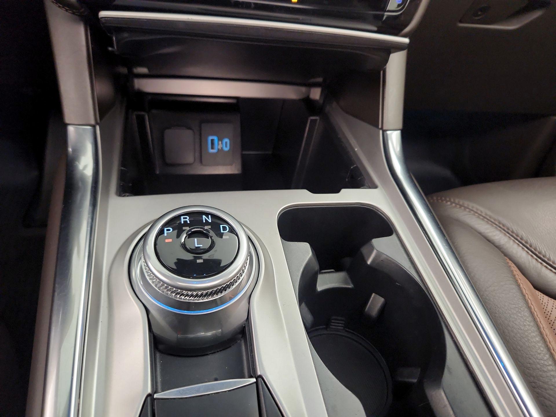 Thumbnail: 2022 Ford Explorer - 18