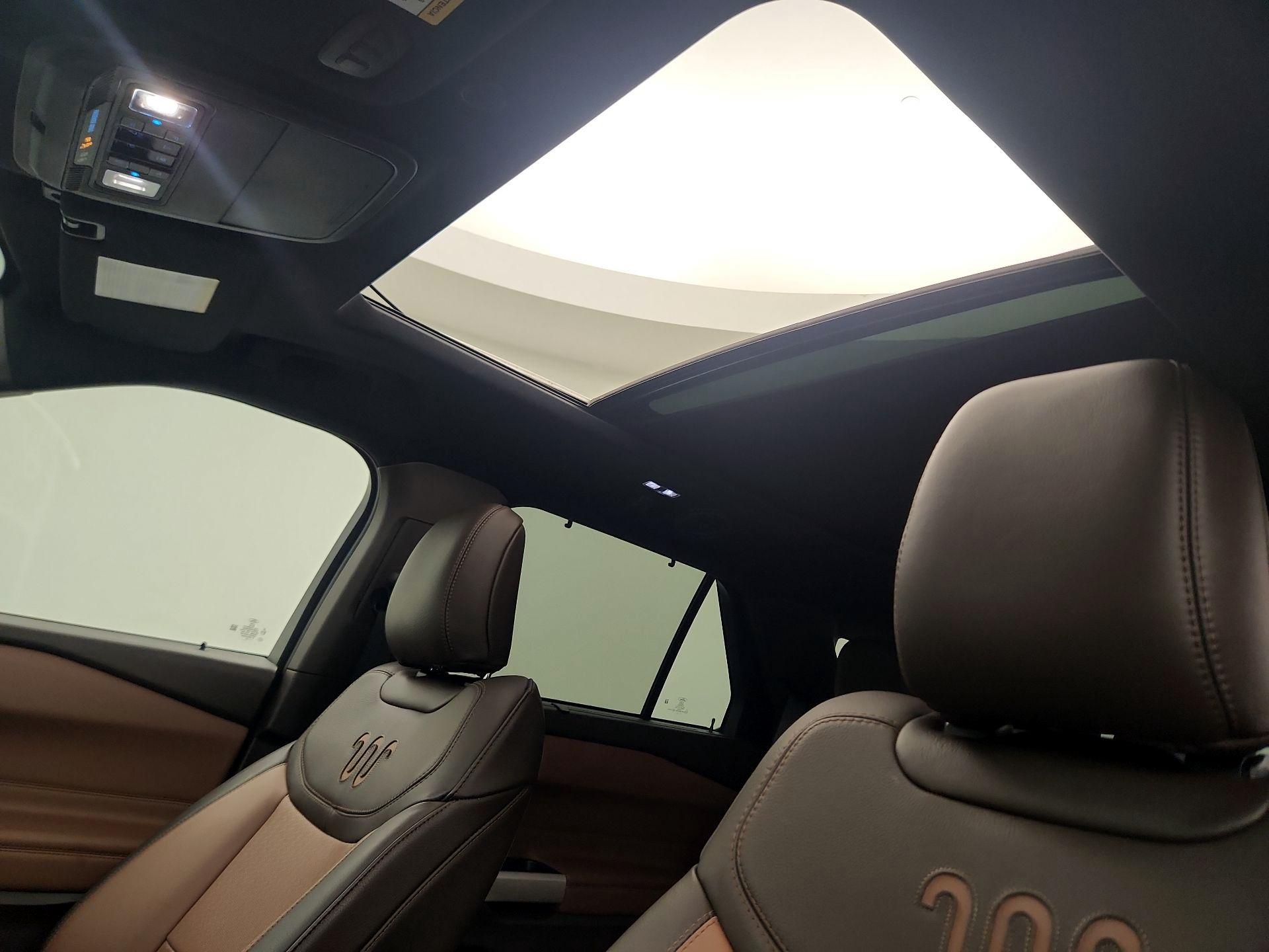 Thumbnail: 2022 Ford Explorer - 20