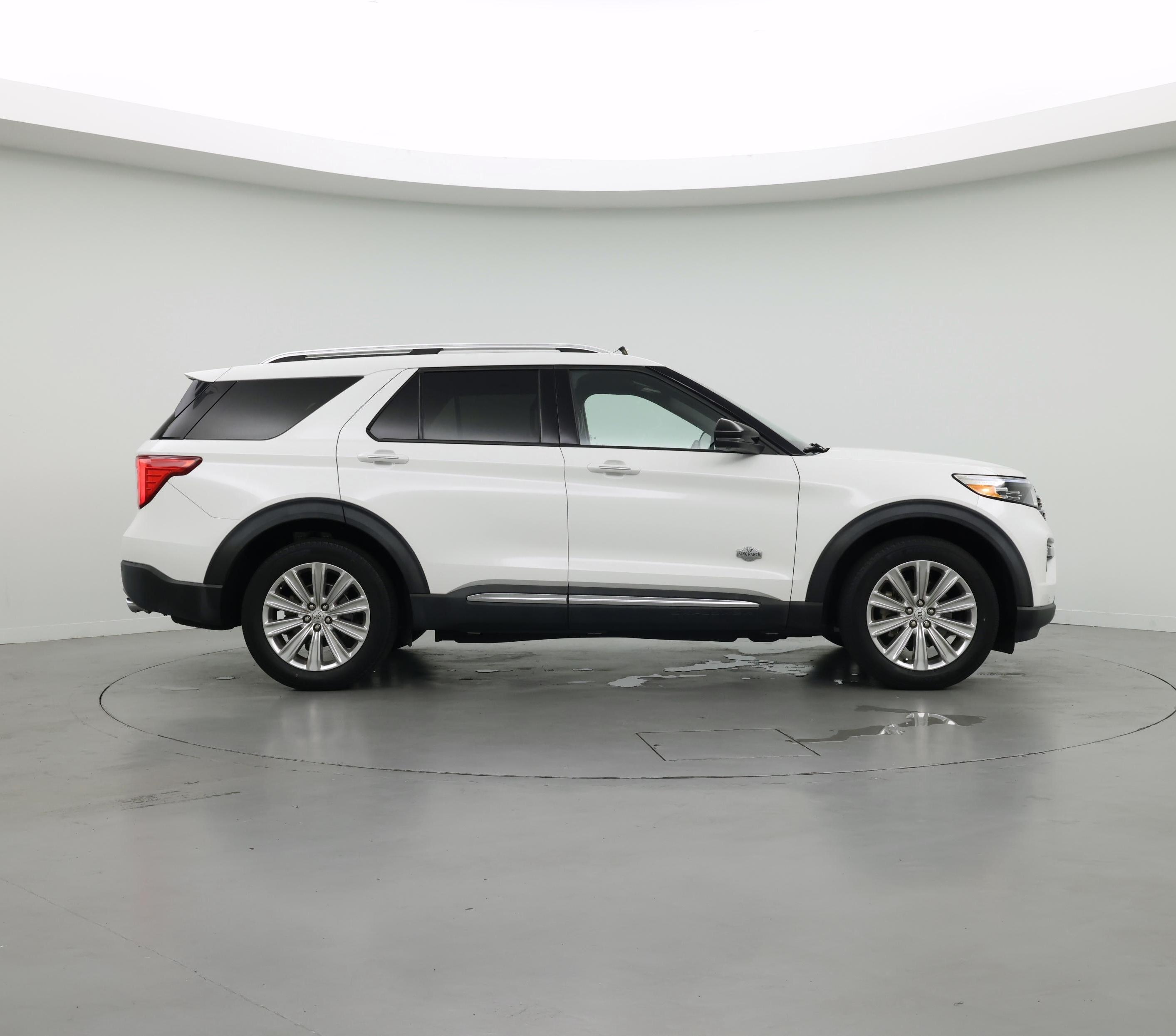 Thumbnail: 2022 Ford Explorer - 7