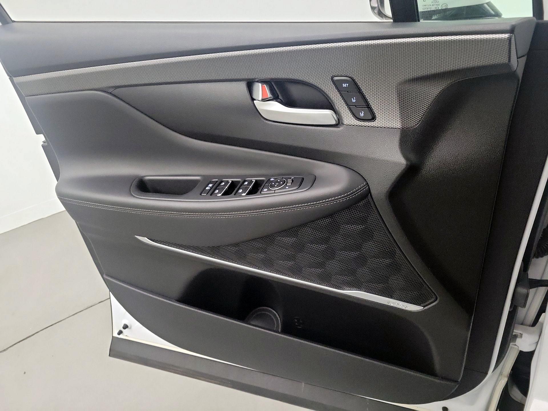 Thumbnail: 2020 Hyundai Santa Fe - 12