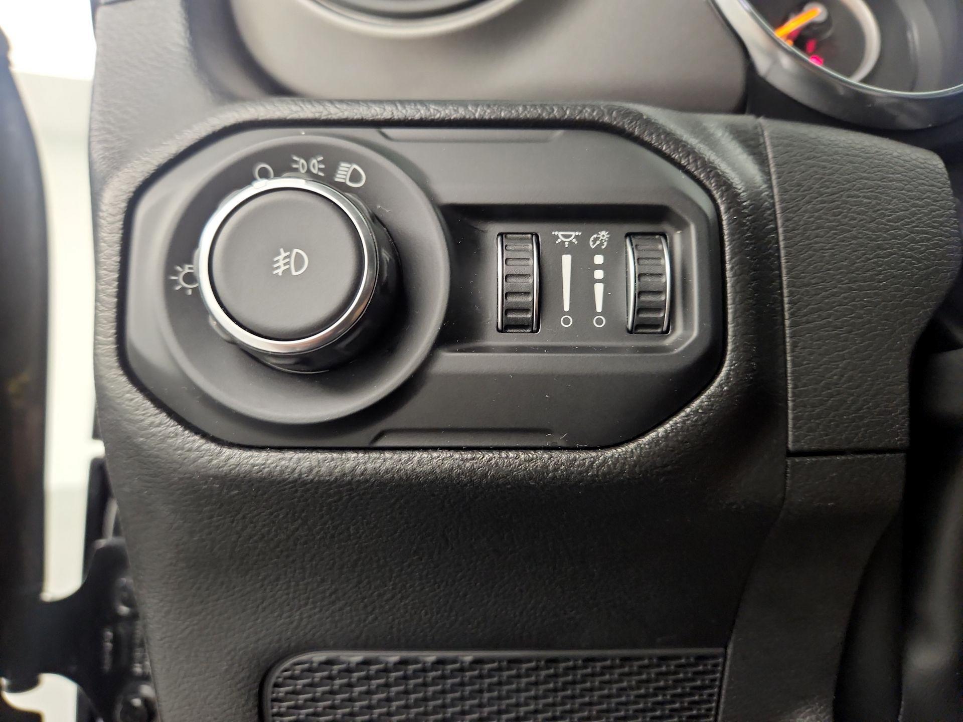 Thumbnail: 2022 Jeep Wrangler - 13