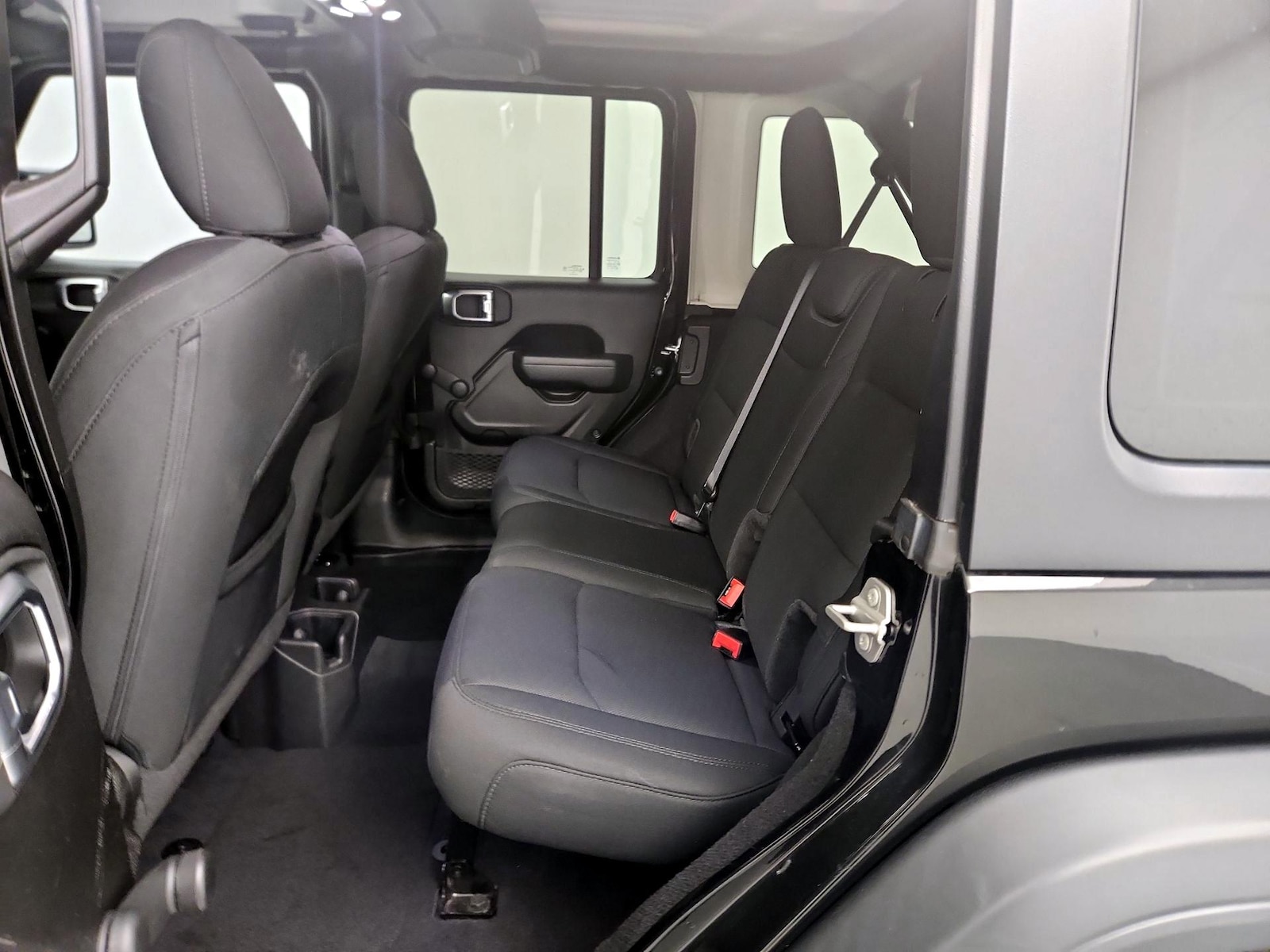 2022 Jeep Wrangler Unlimited Willys Sport - Photo 20