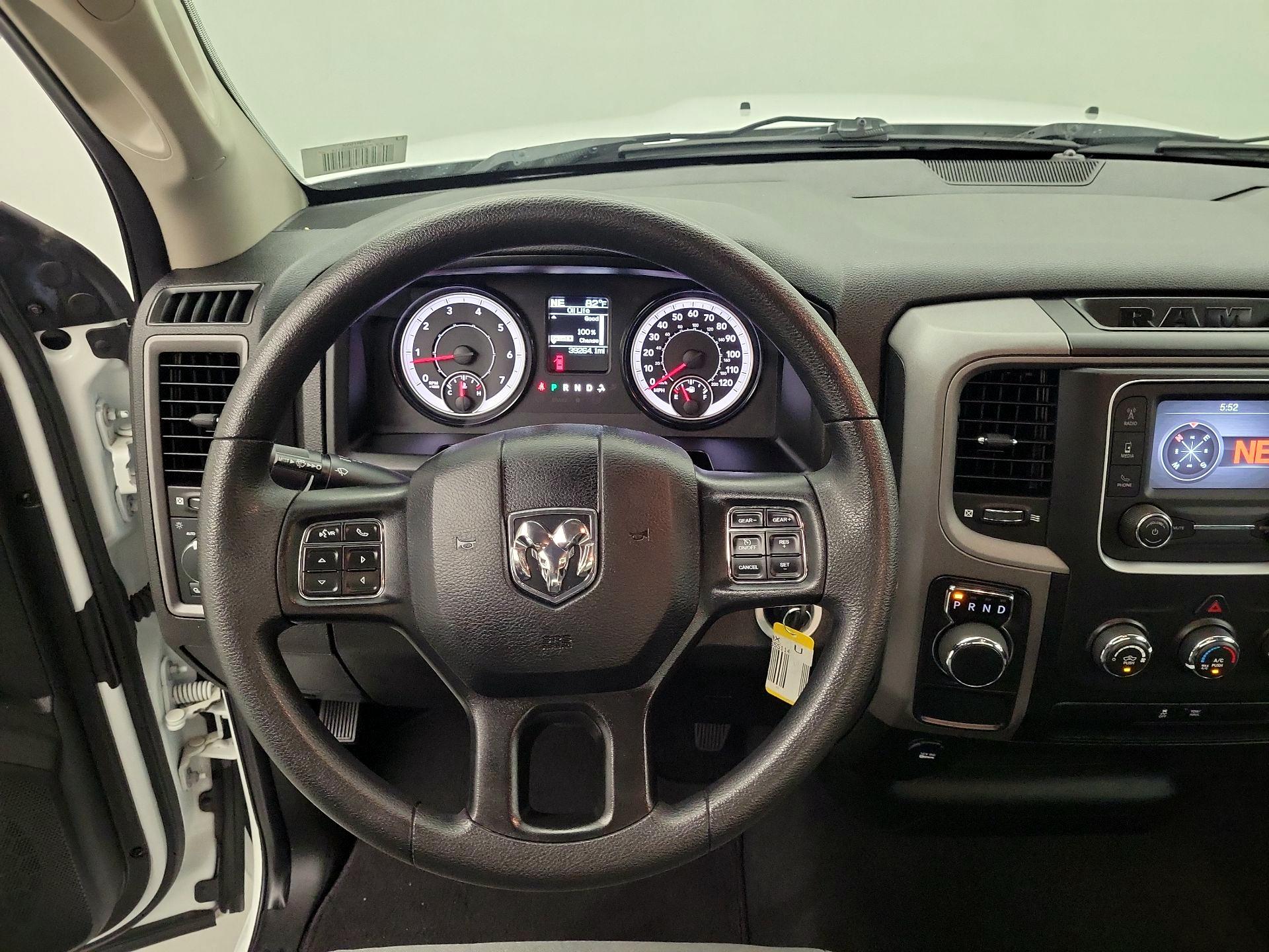 Thumbnail: 2023 RAM 1500 Classic - 10