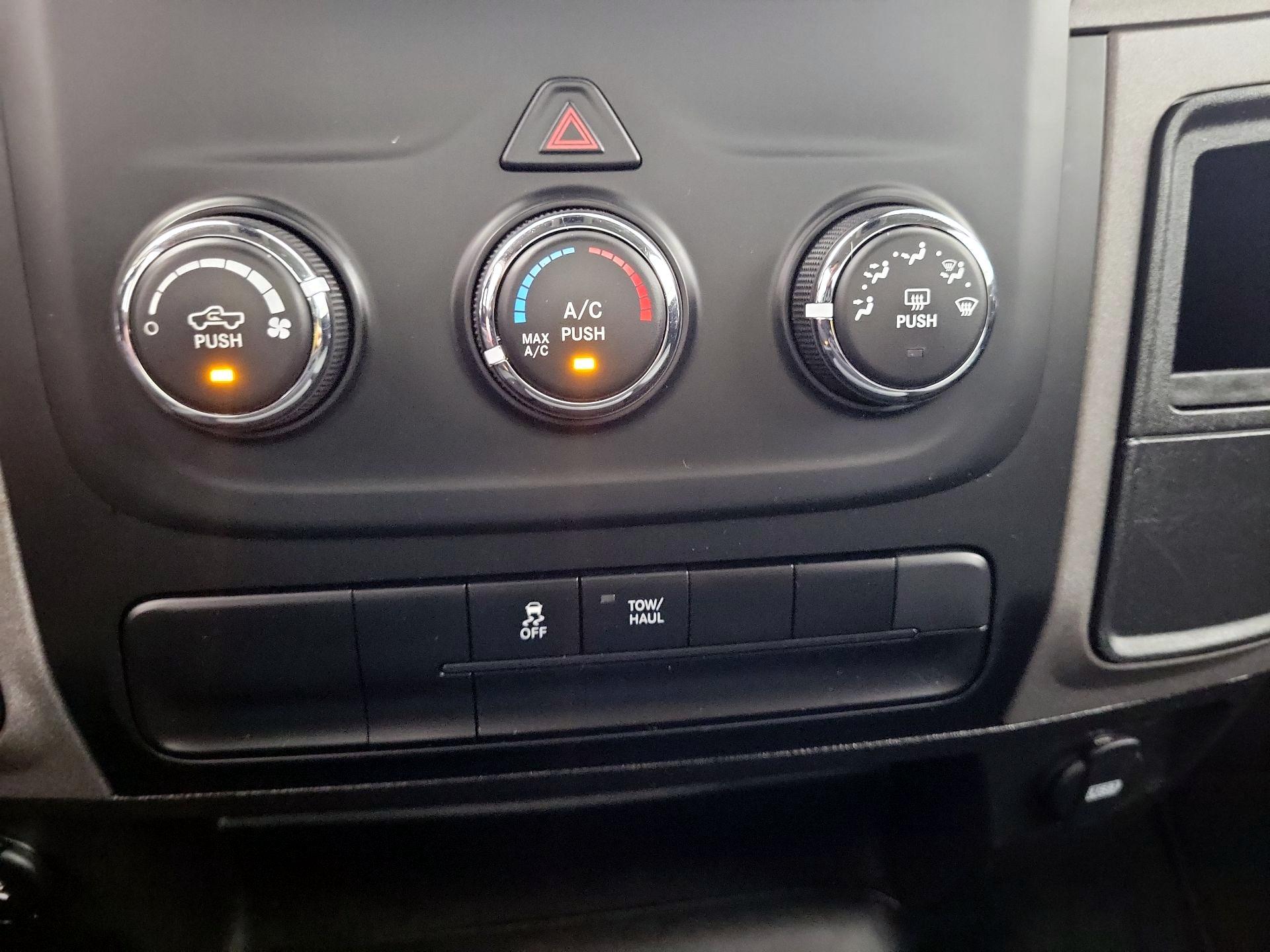 Thumbnail: 2023 RAM 1500 Classic - 17