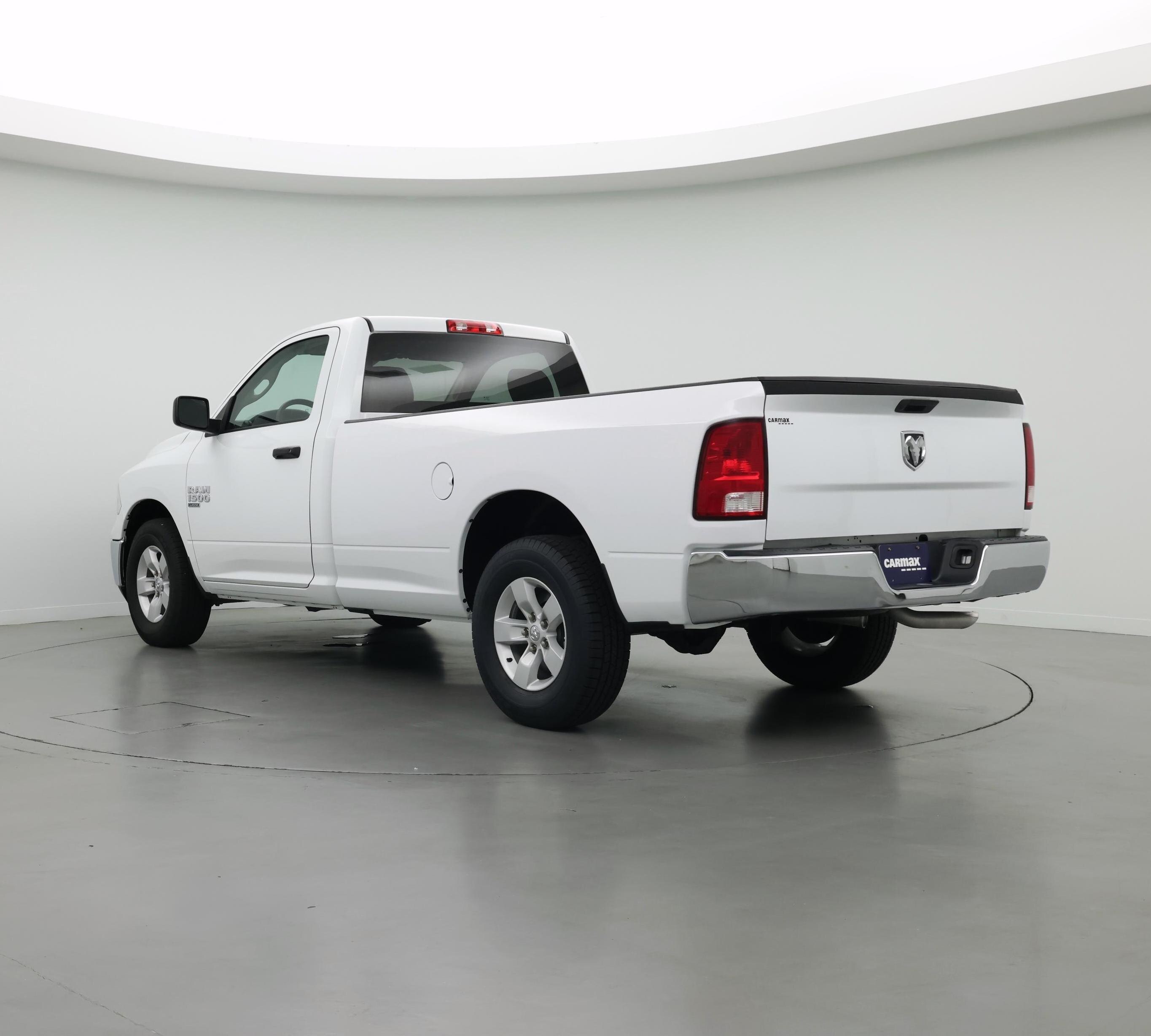 Thumbnail: 2023 RAM 1500 Classic - 2
