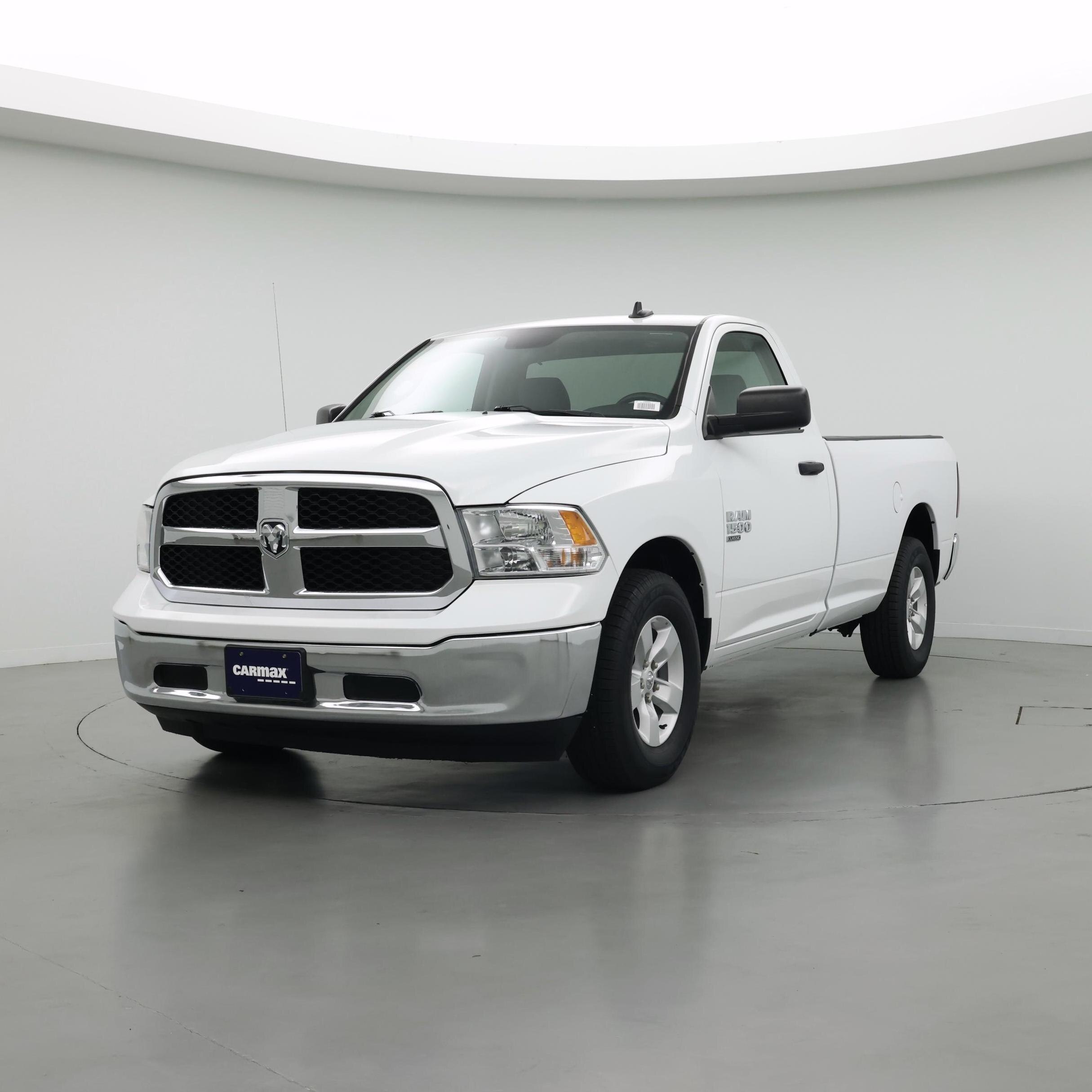 Thumbnail: 2023 RAM 1500 Classic - 4
