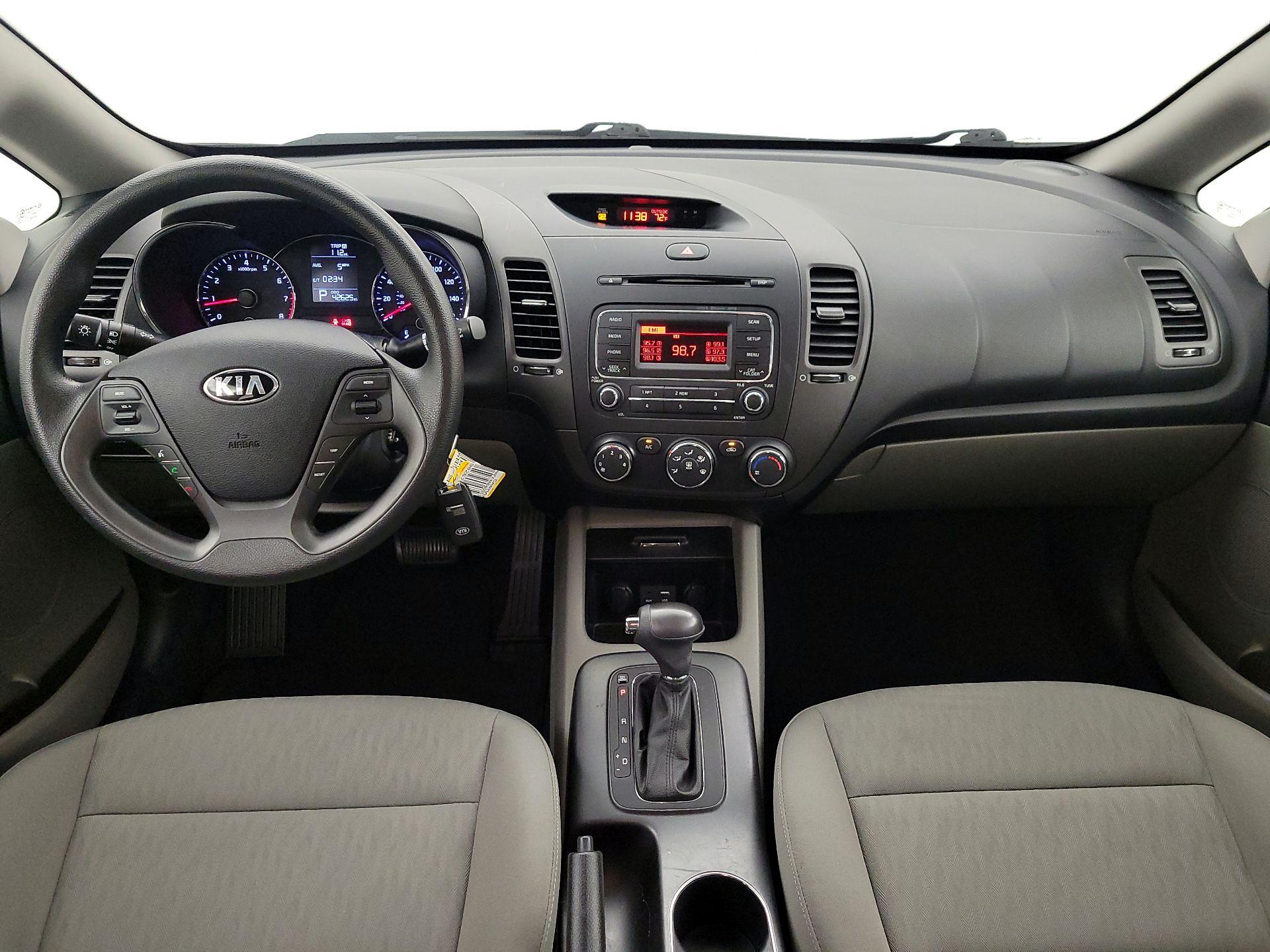 Thumbnail: 2016 Kia Forte - 9