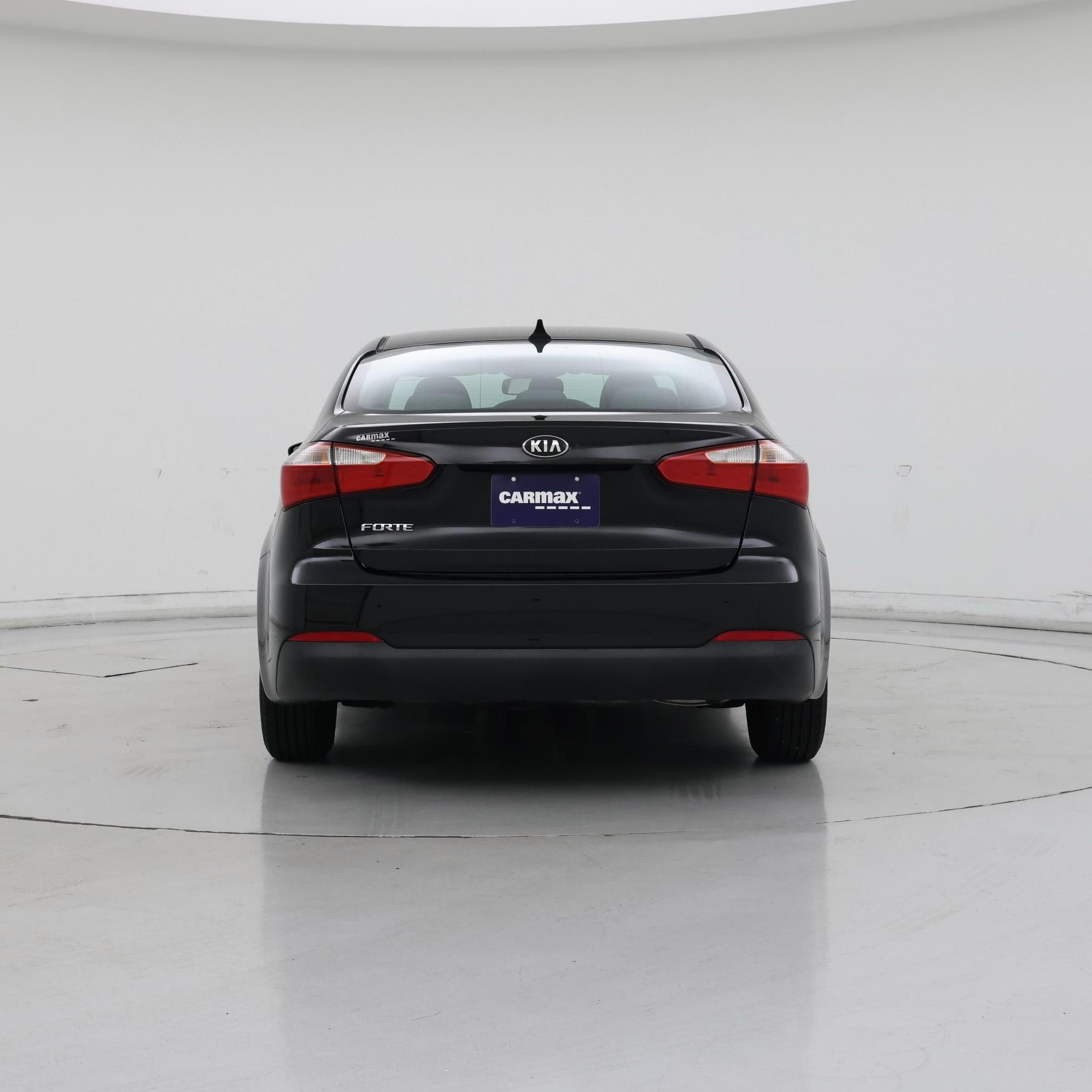 Thumbnail: 2016 Kia Forte - 6