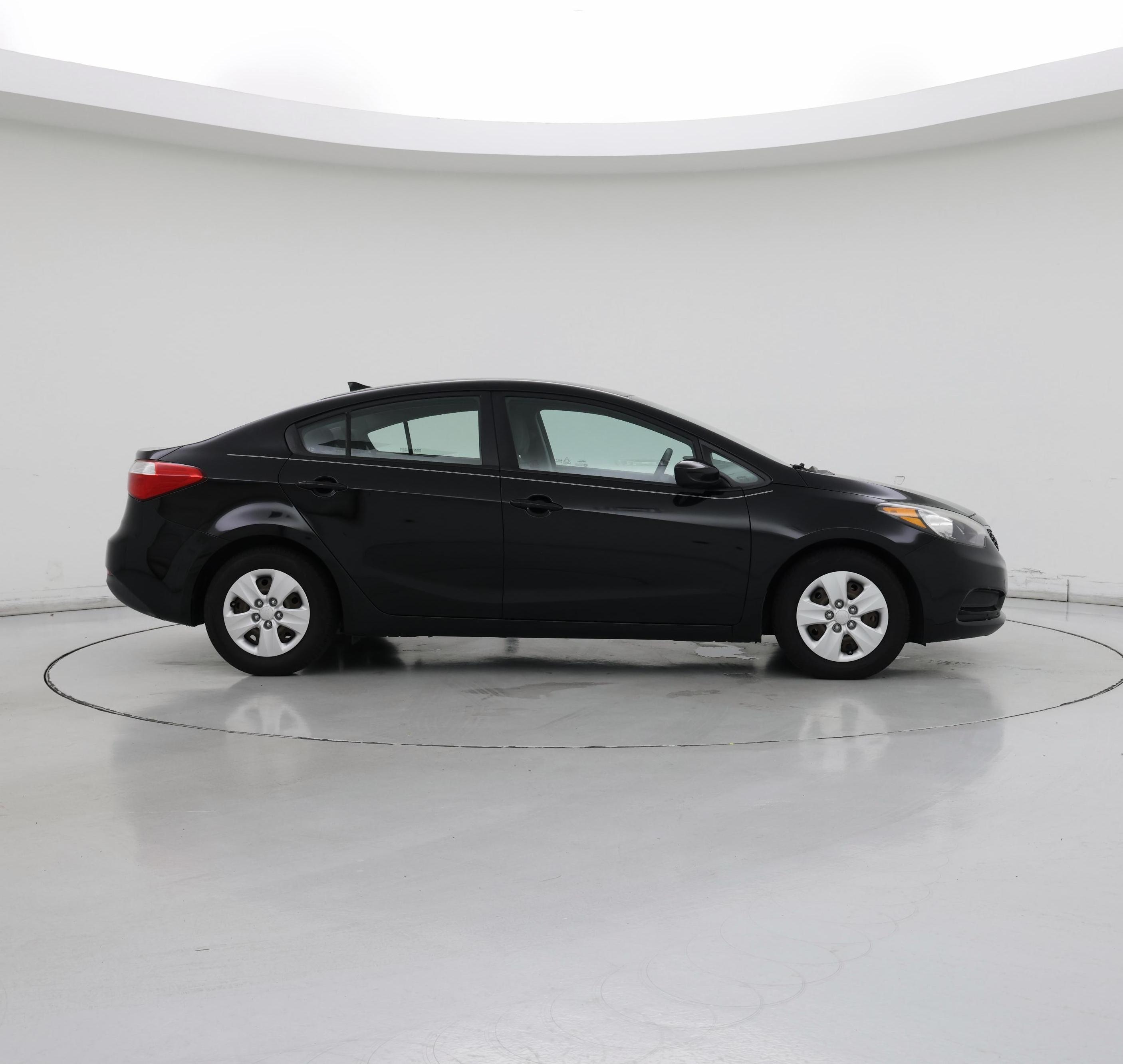 Thumbnail: 2016 Kia Forte - 7