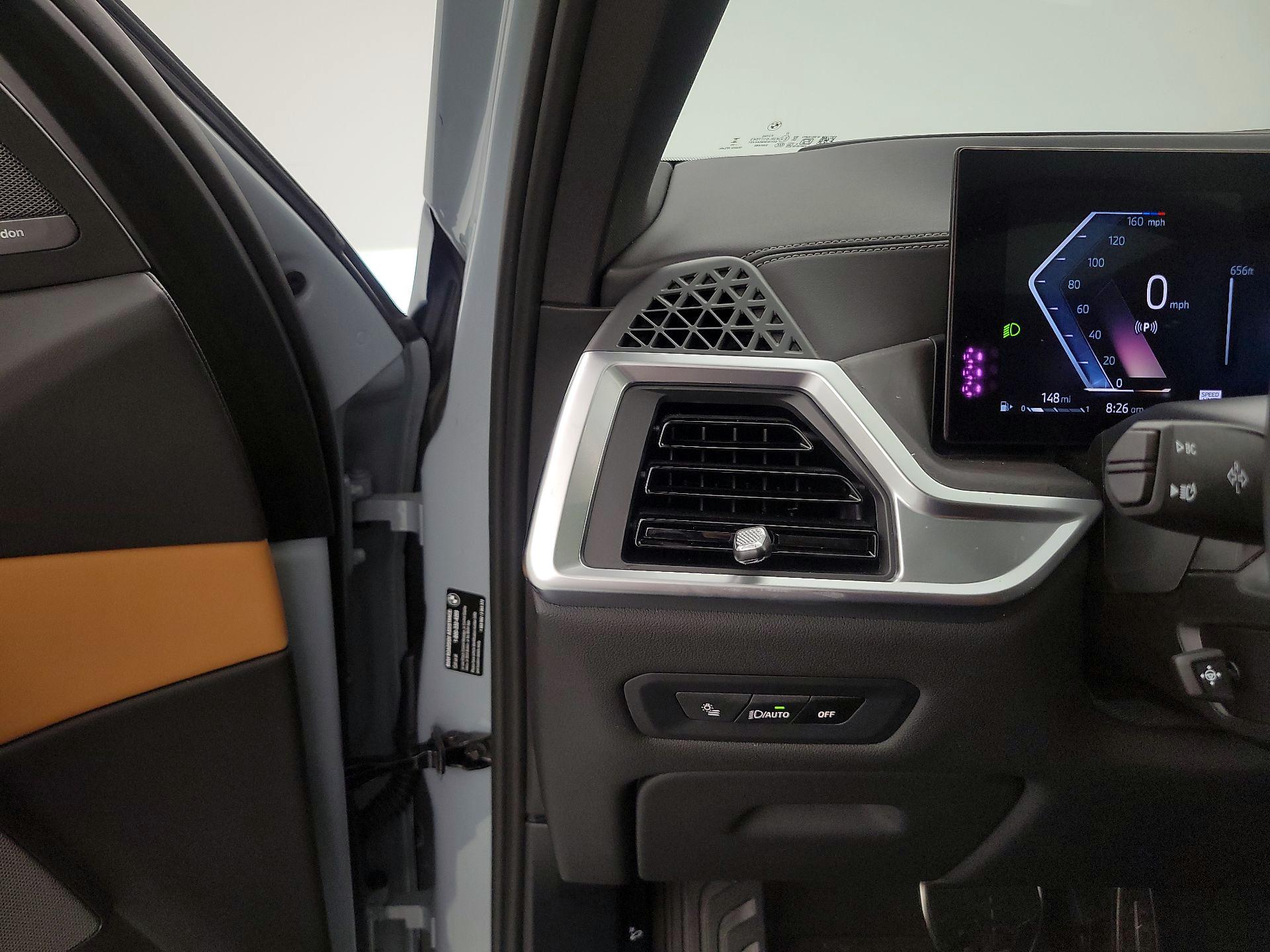 Thumbnail: 2026 BMW X5 - 13