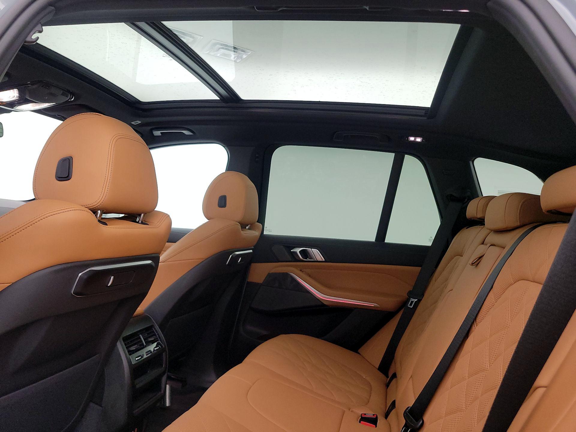 Thumbnail: 2026 BMW X5 - 20