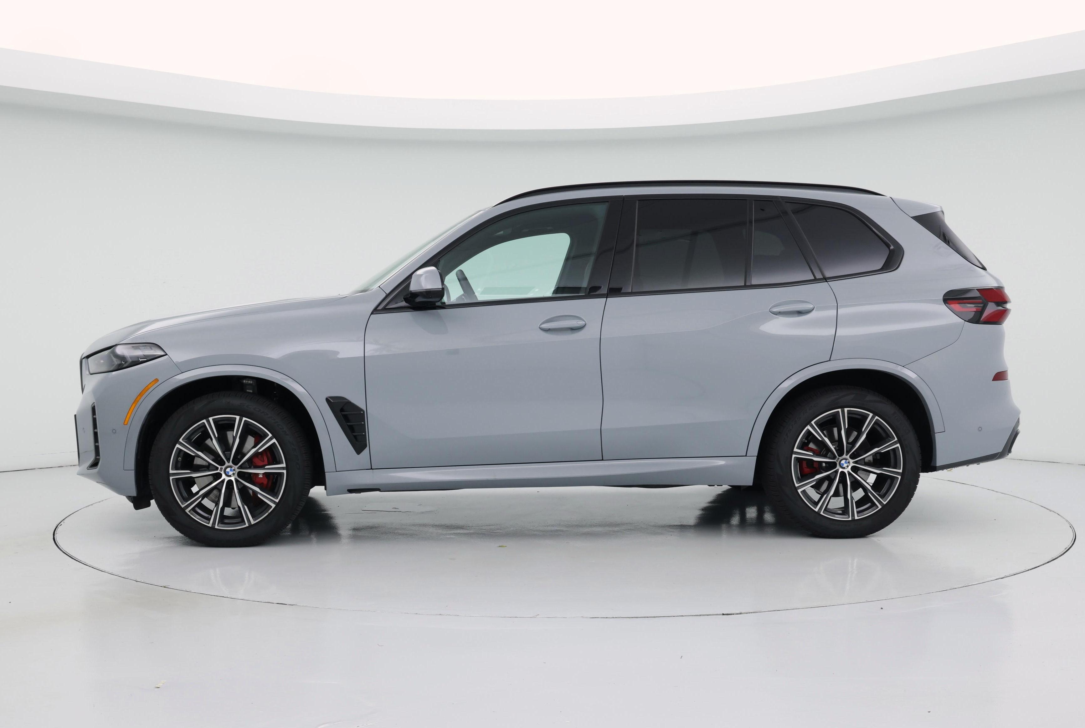 Thumbnail: 2026 BMW X5 - 3
