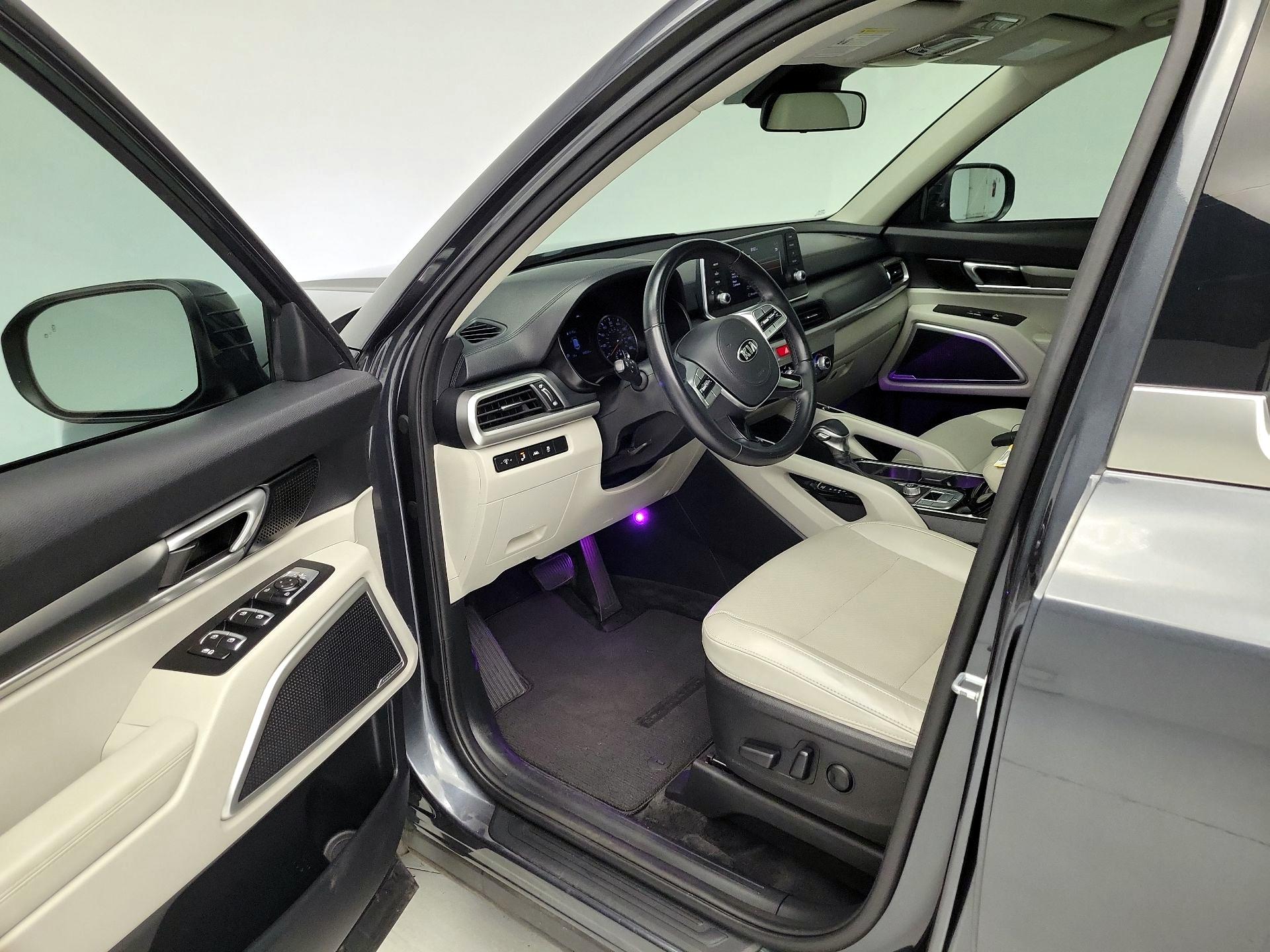 Thumbnail: 2020 Kia Telluride - 11