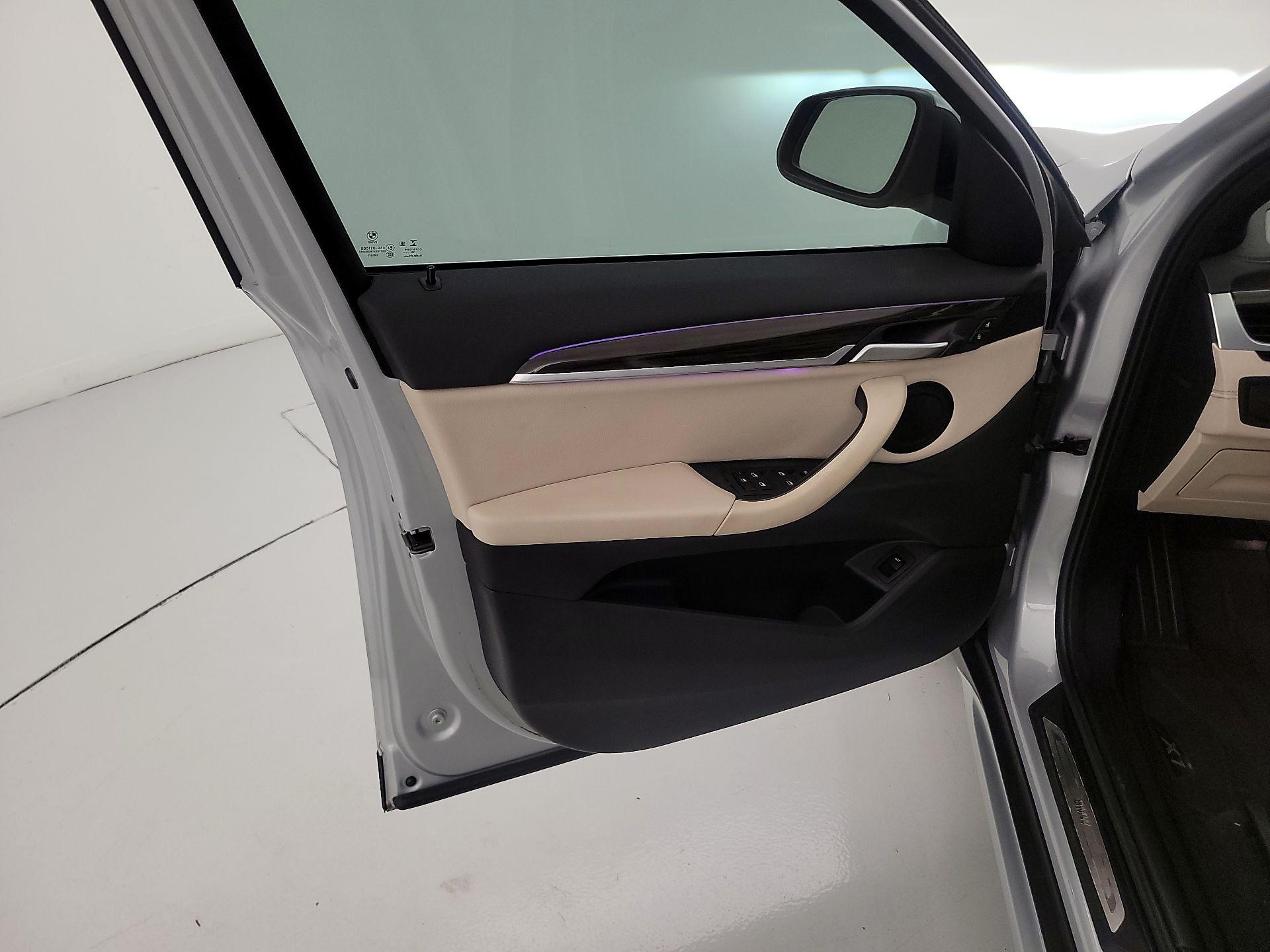 Thumbnail: 2021 BMW X1 - 12