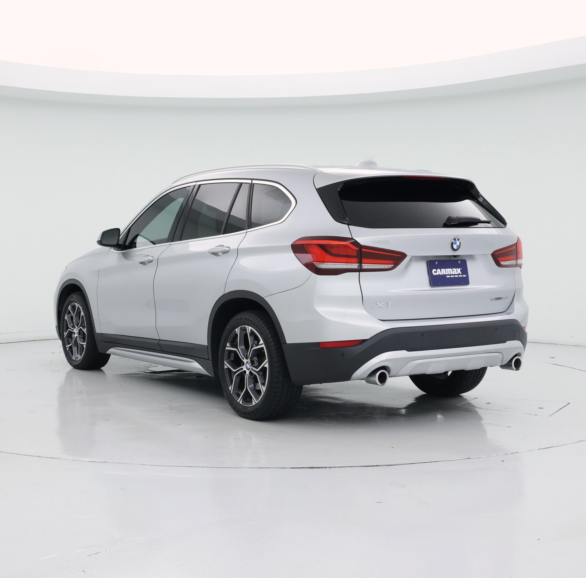 Thumbnail: 2021 BMW X1 - 2