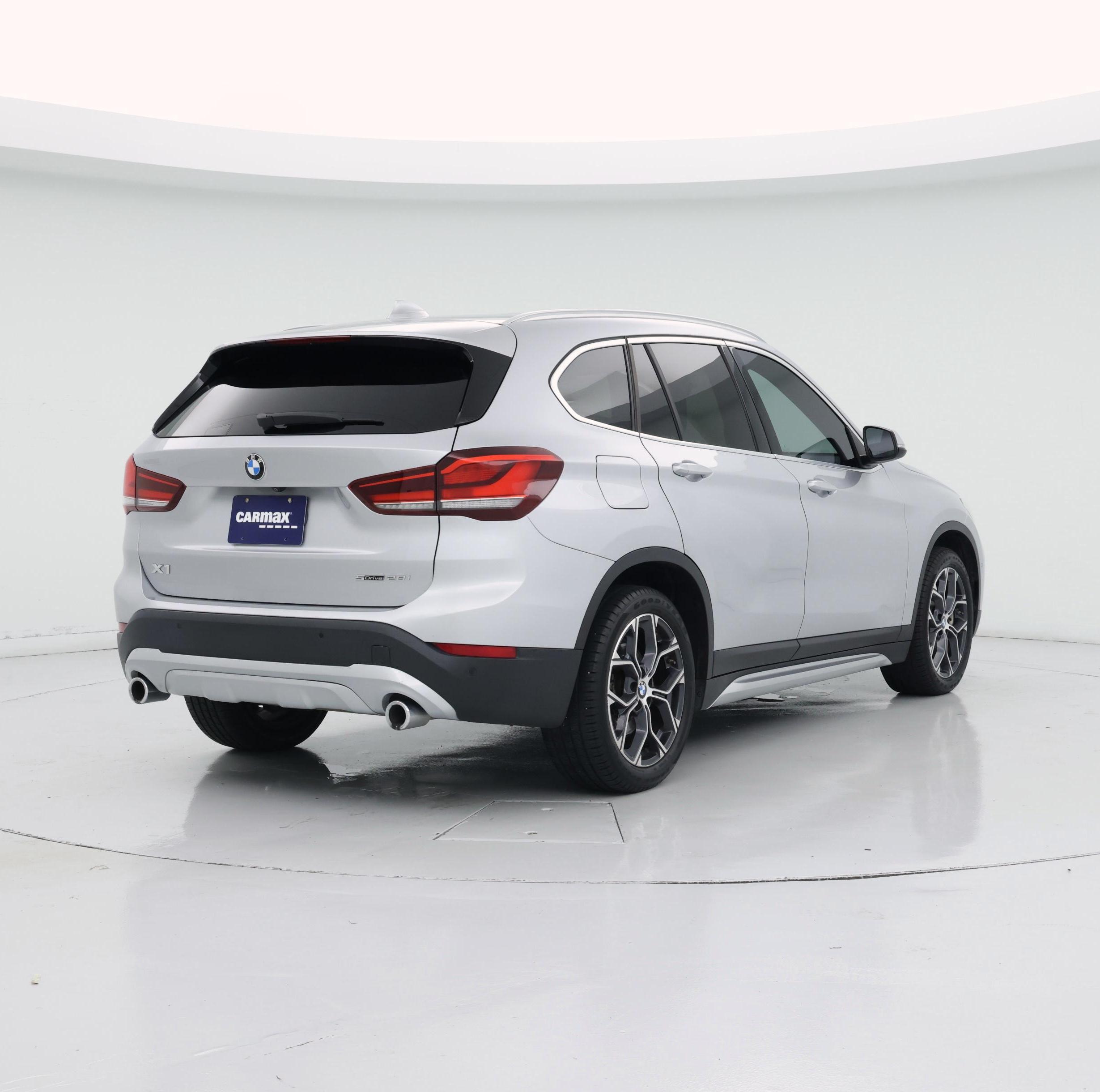 Thumbnail: 2021 BMW X1 - 8
