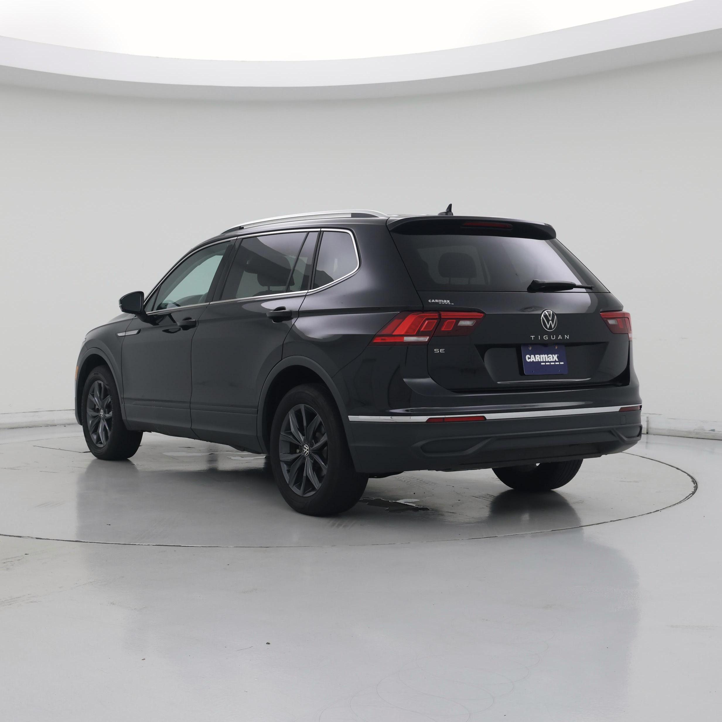 Thumbnail: 2023 Volkswagen Tiguan - 2