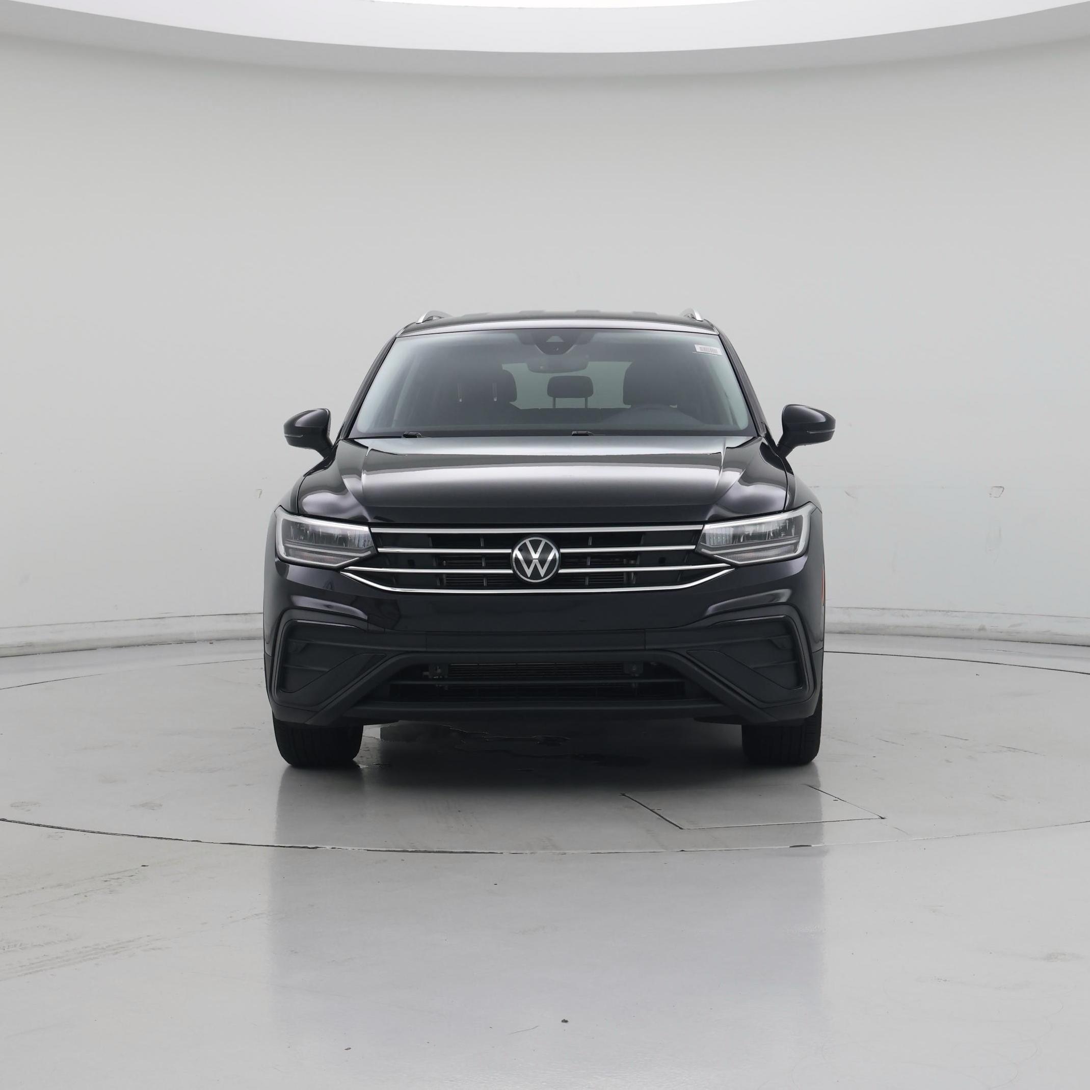 Thumbnail: 2023 Volkswagen Tiguan - 5