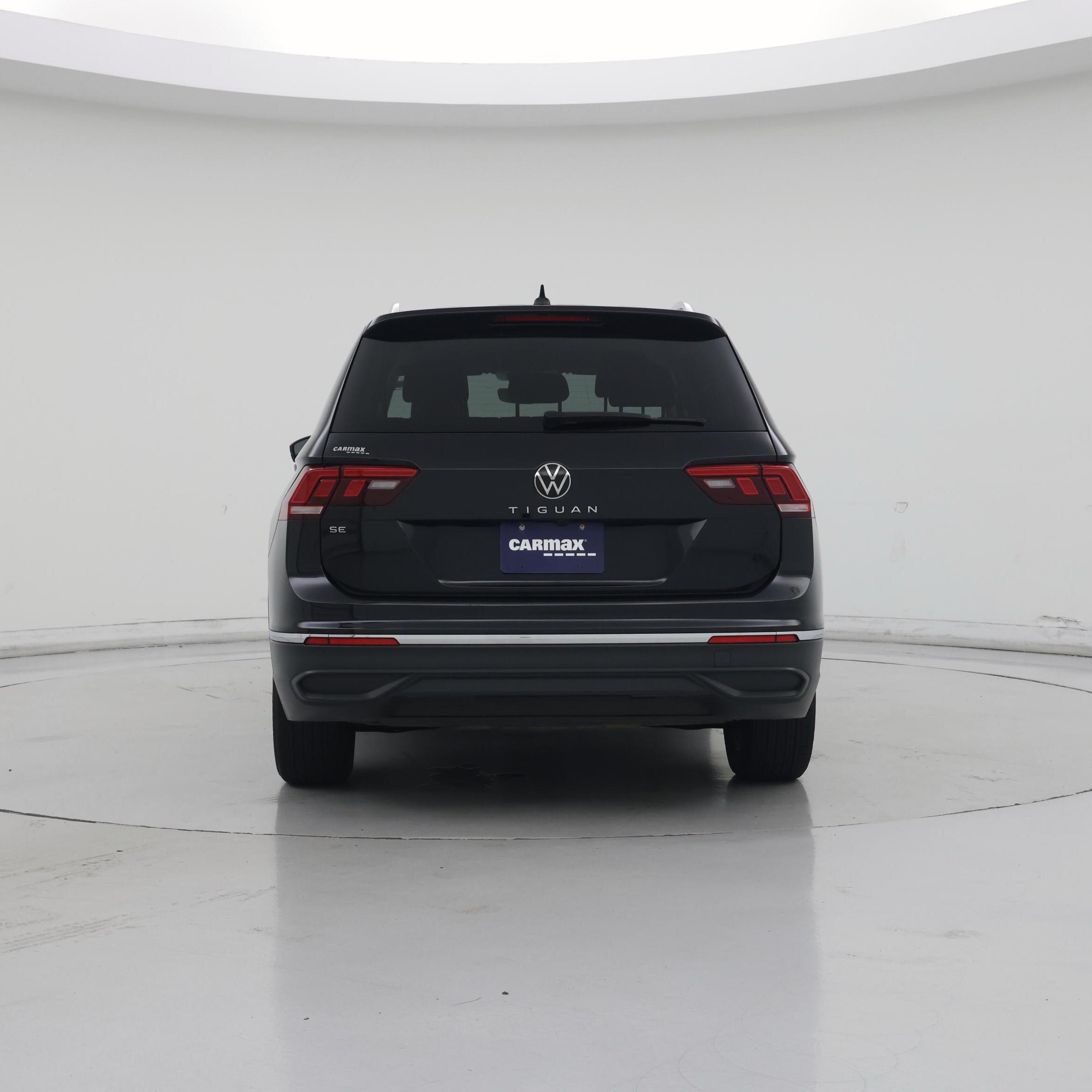 Thumbnail: 2023 Volkswagen Tiguan - 6
