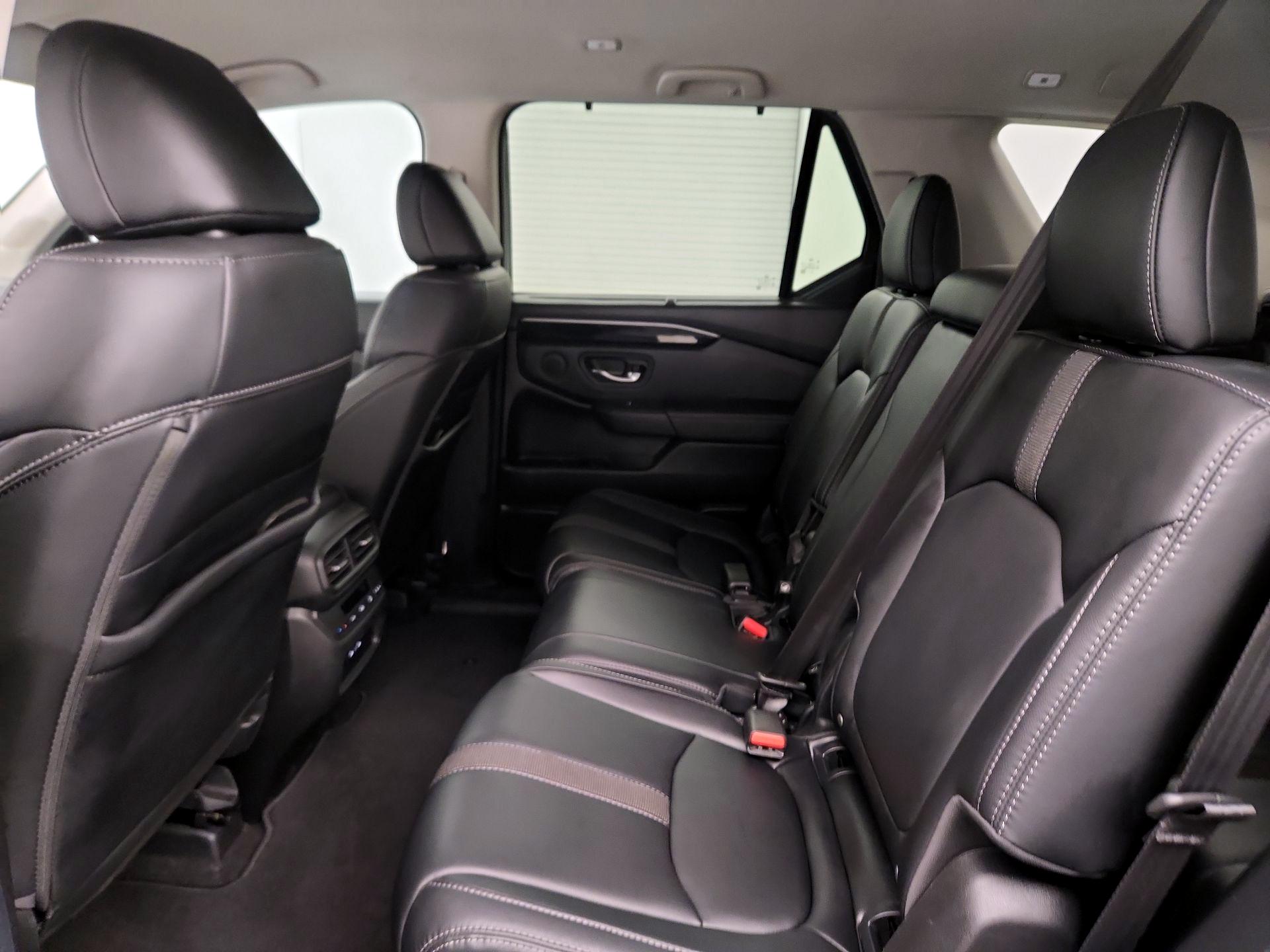 Thumbnail: 2025 Honda Pilot - 18