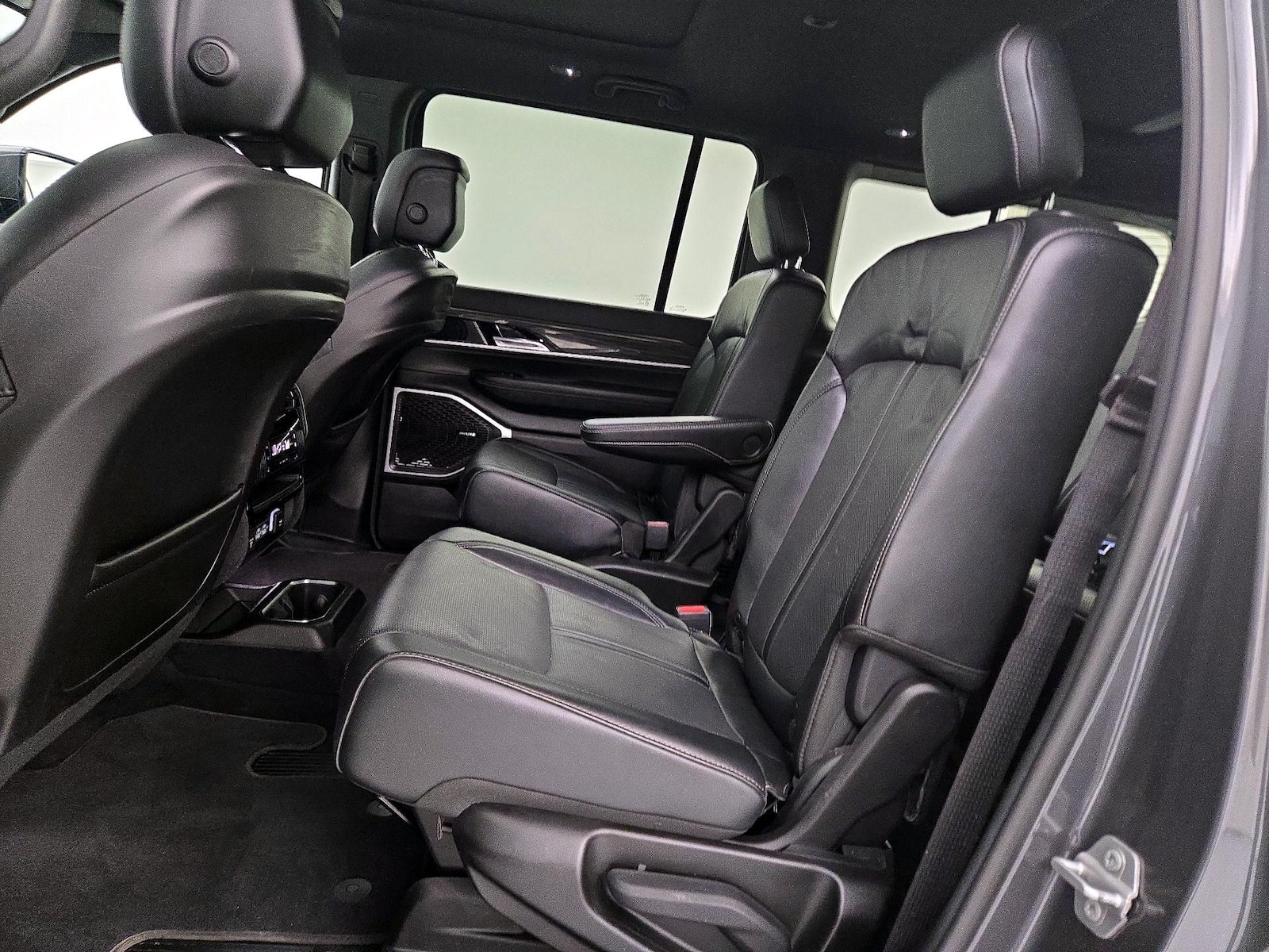 Rear Air Conditioning