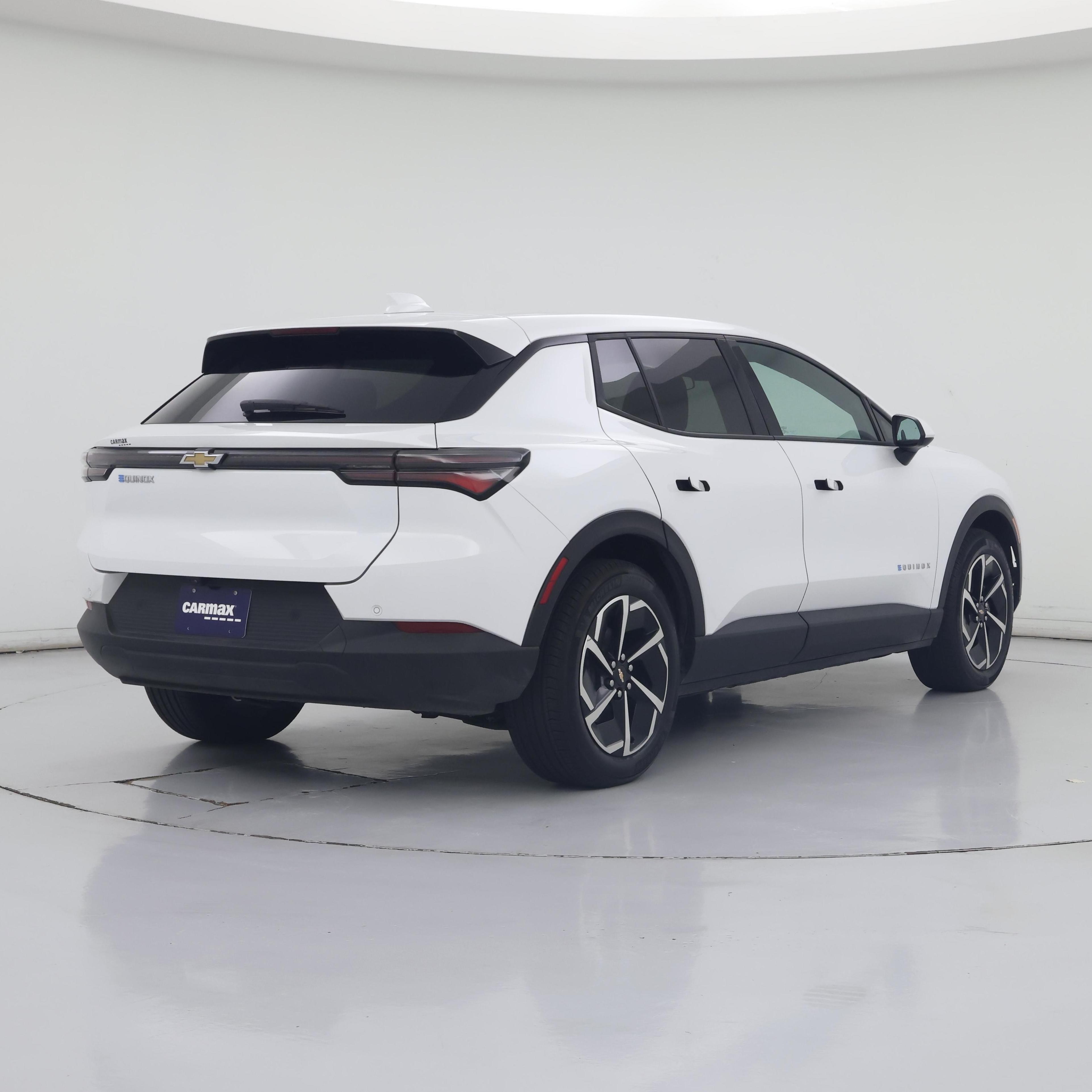 Thumbnail: 2026 Chevrolet Equinox - 8