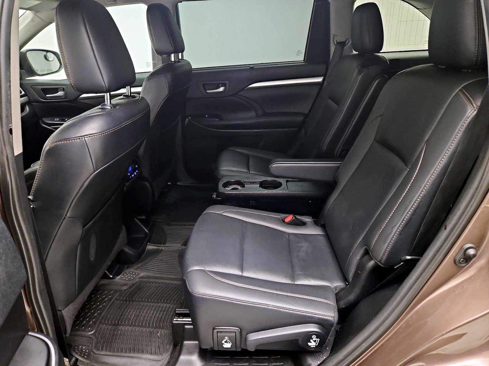 Rear Air Conditioning