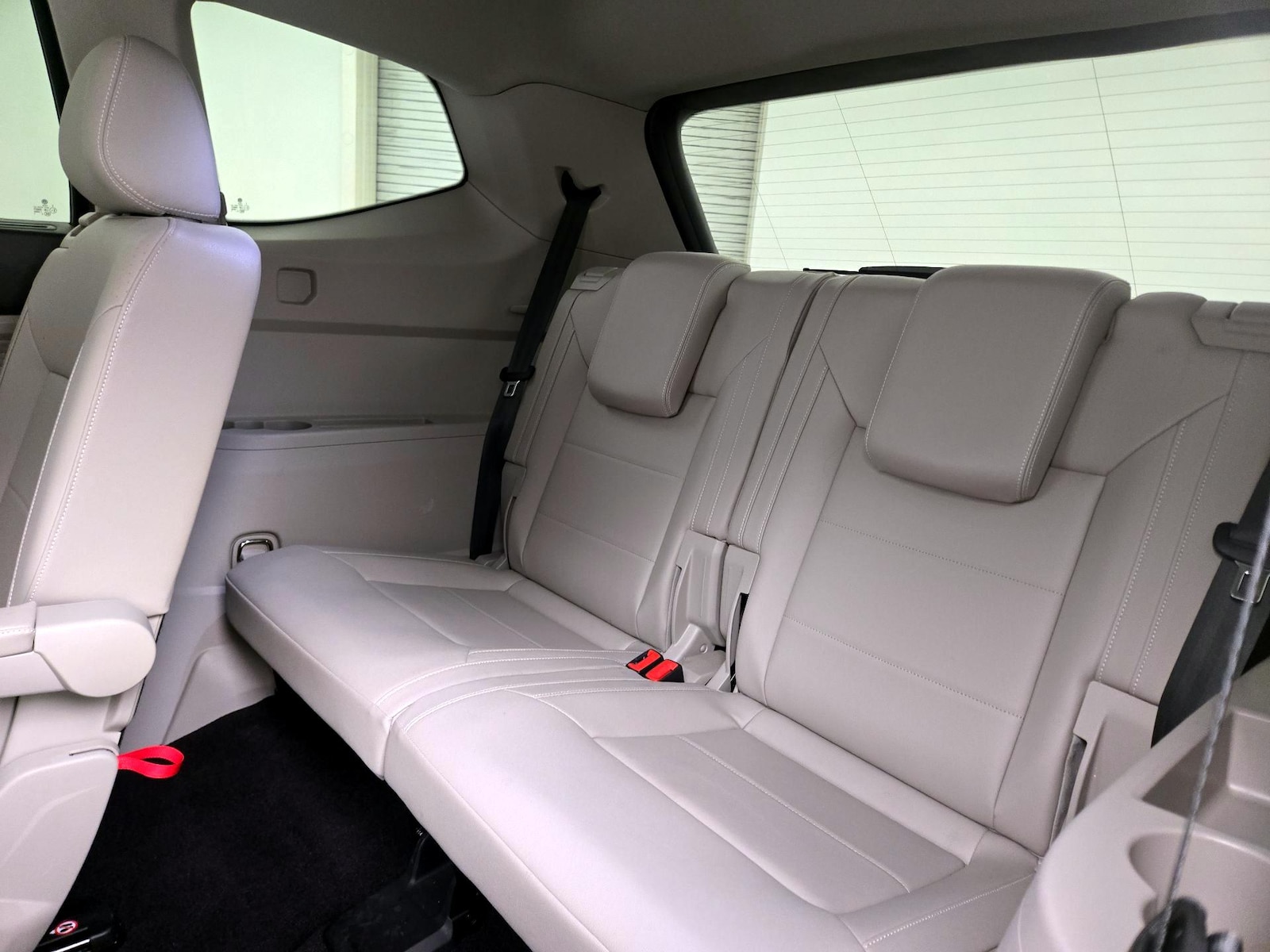 2021 Volkswagen Atlas SE w/Tech R-Line - Photo 21
