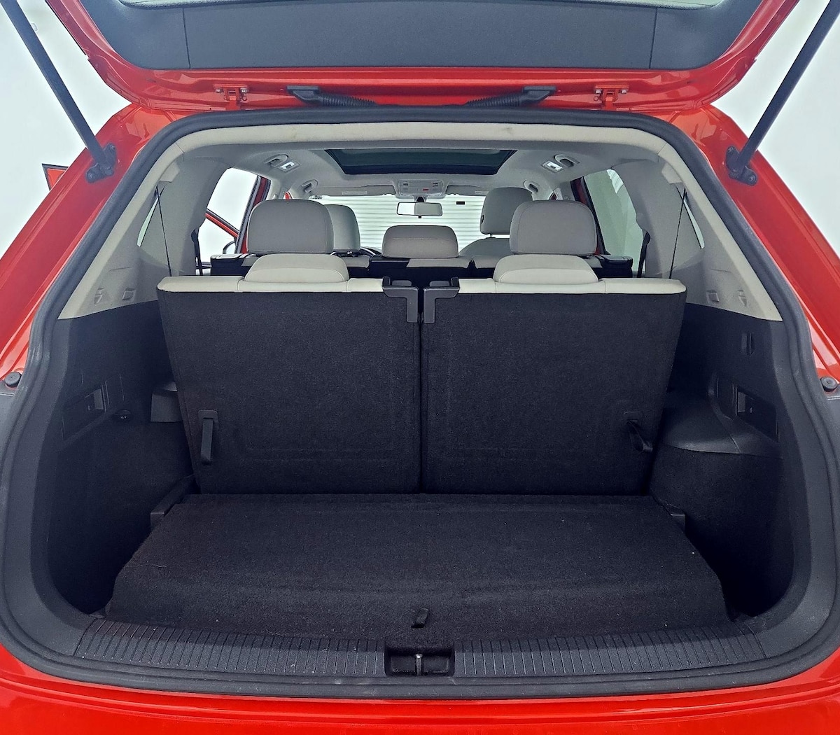 Trunk/Cargo (Seats Up)