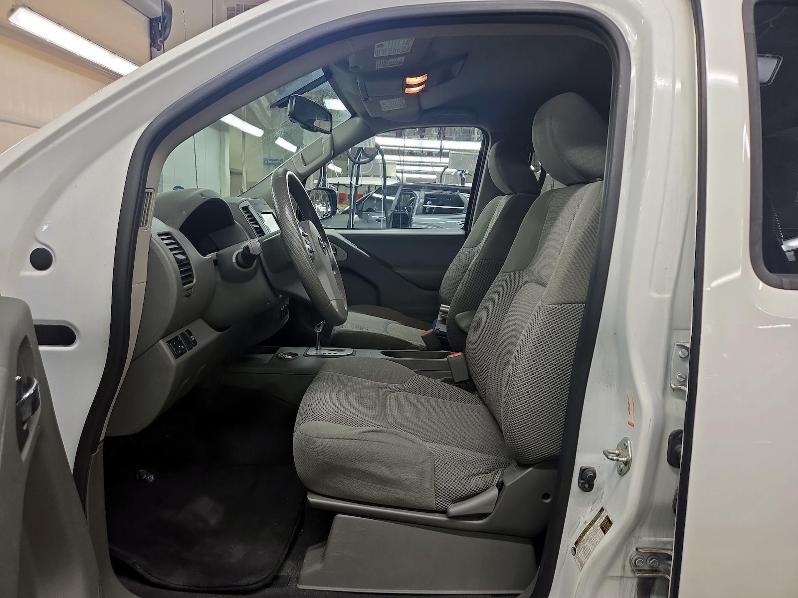 2020 Nissan Frontier SV - Photo 12