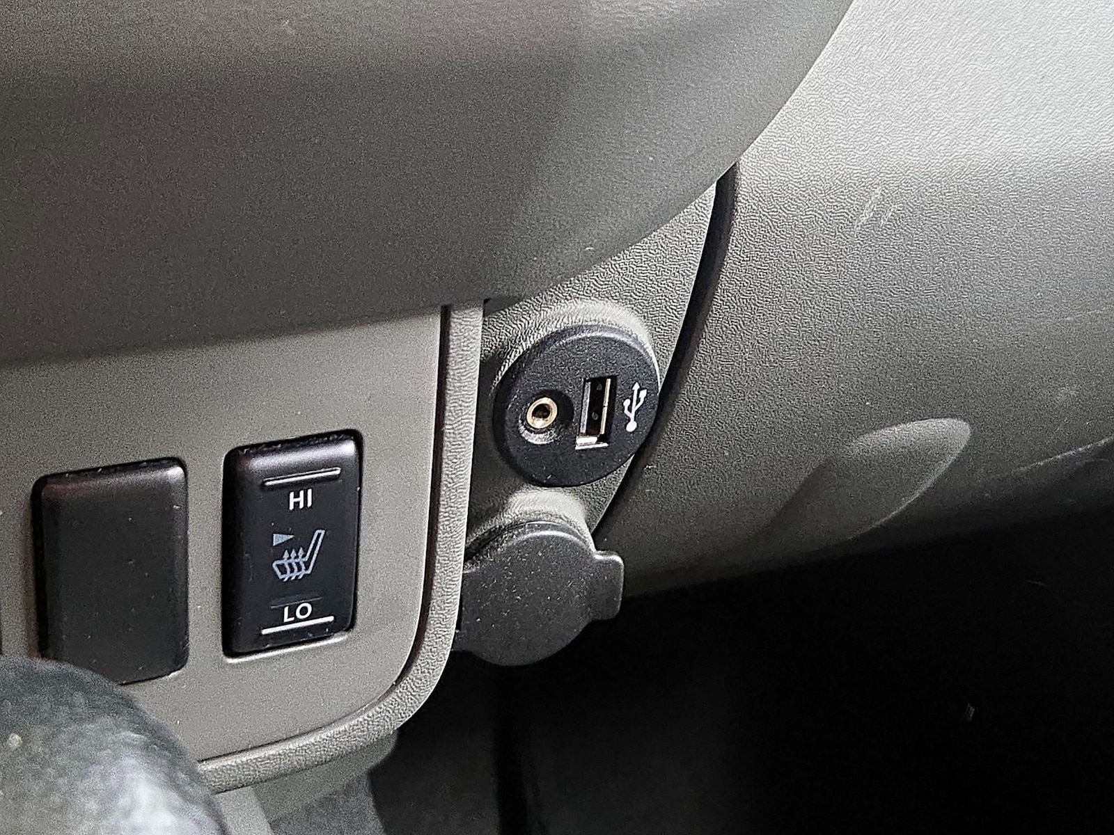 2020 Nissan Frontier SV - Photo 18