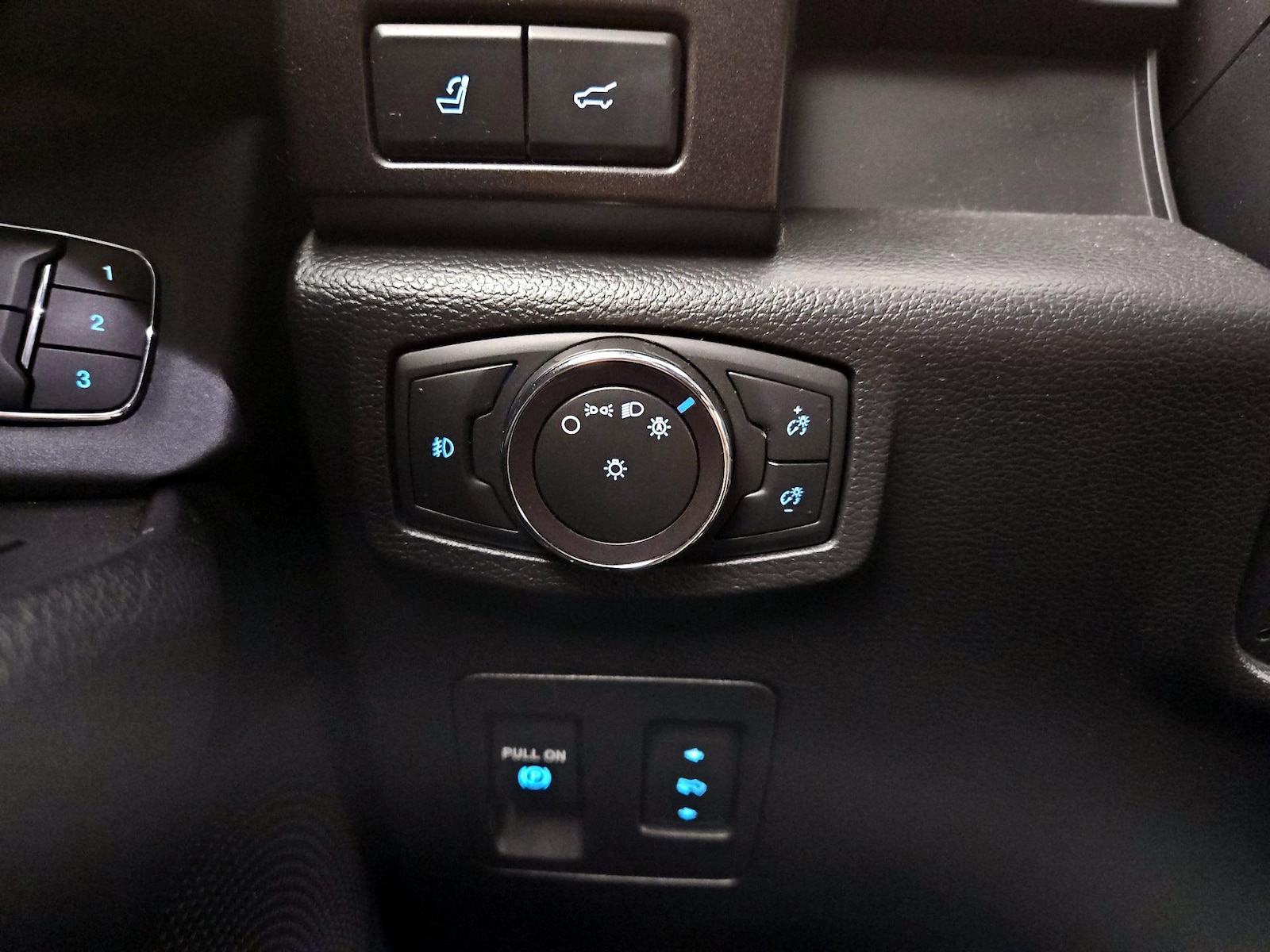 2019 Ford Expedition Limited - Photo 14