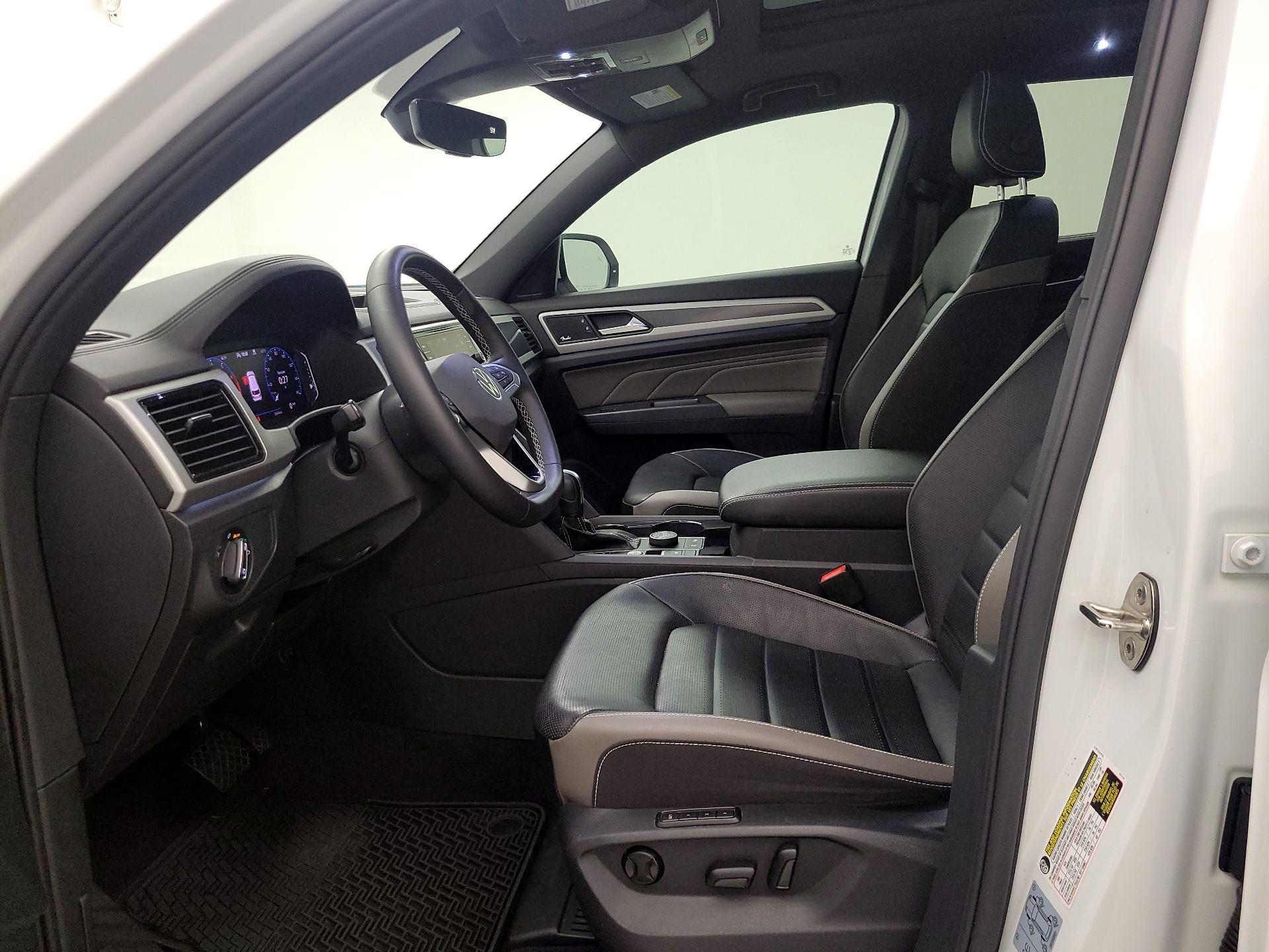 Thumbnail: 2021 Volkswagen Atlas - 11