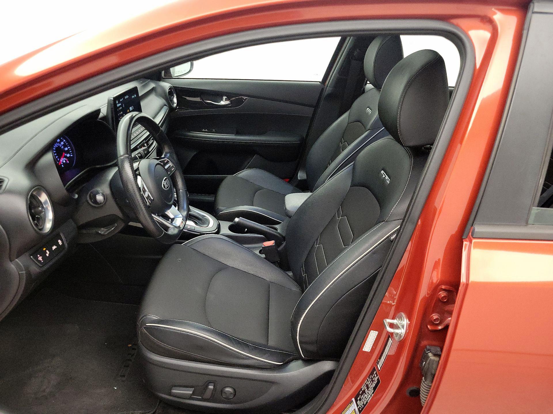 Thumbnail: 2021 Kia Forte - 11