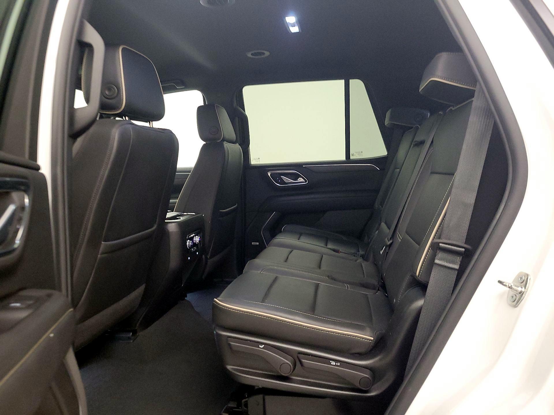 Thumbnail: 2024 GMC Yukon - 19