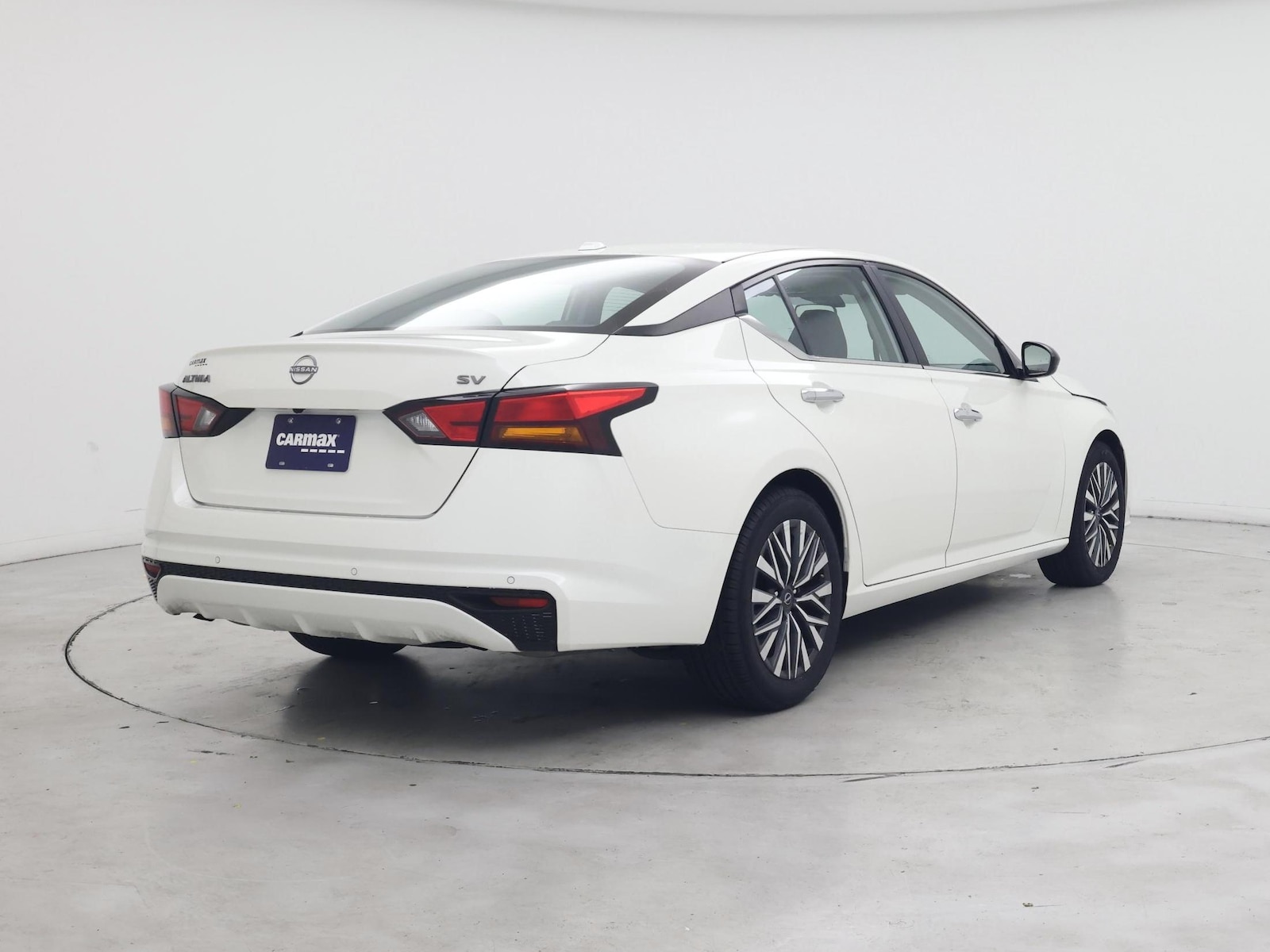 2024 Nissan Altima SV - Photo 9
