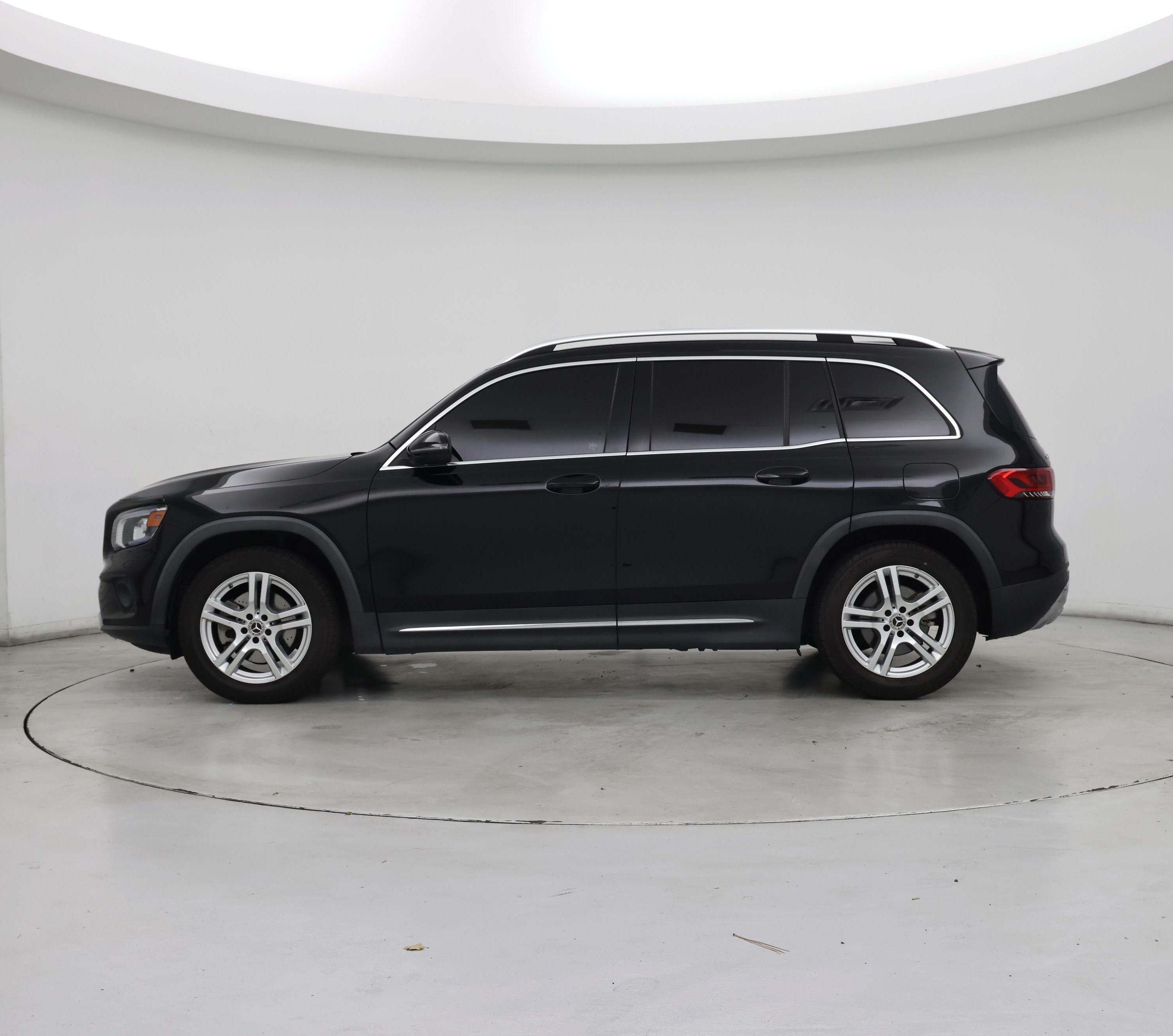 Thumbnail: 2021 Mercedes-Benz GLB - 3
