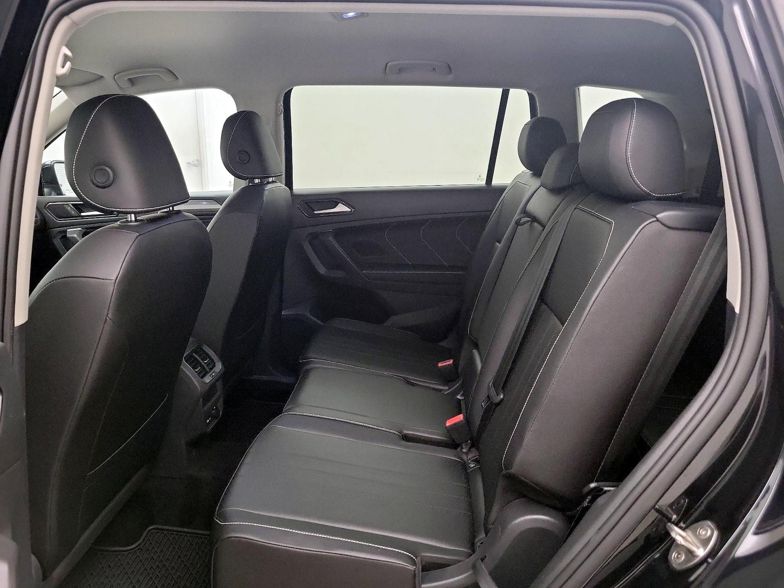 2022 Volkswagen Tiguan SE - Photo 20