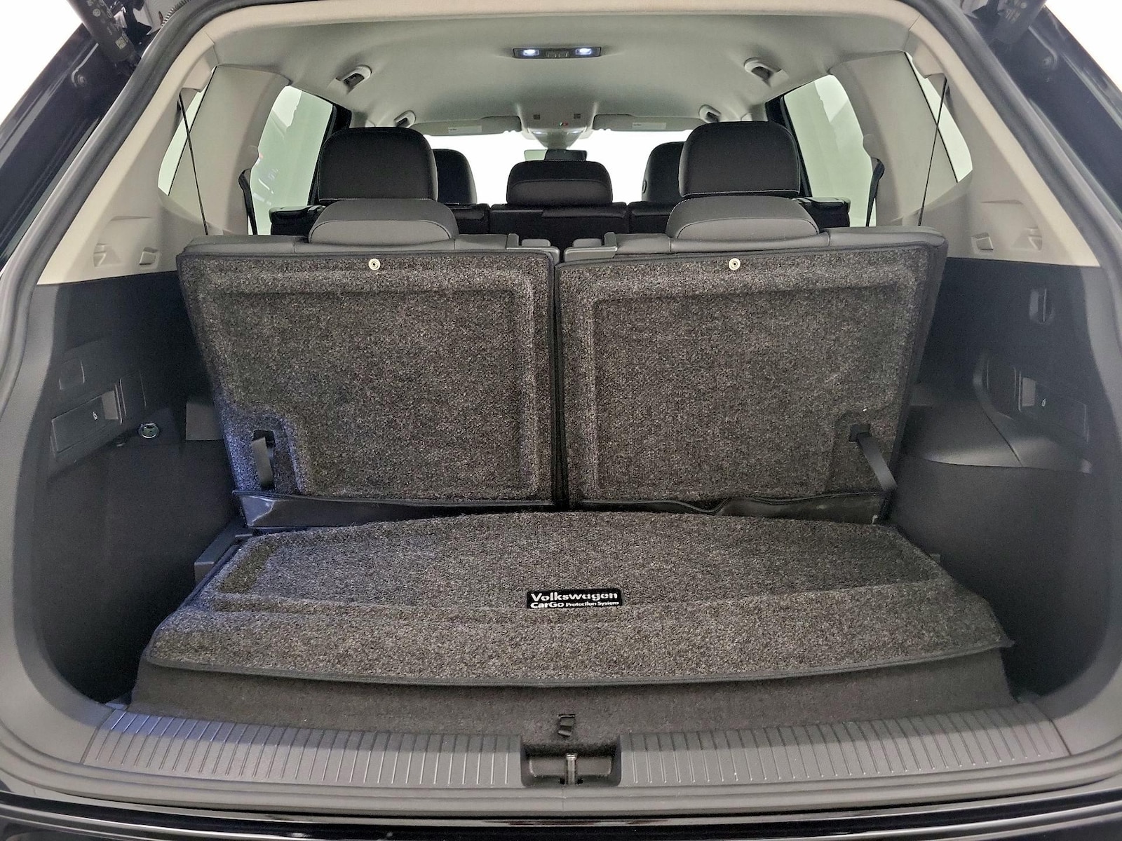 2022 Volkswagen Tiguan SE - Photo 22