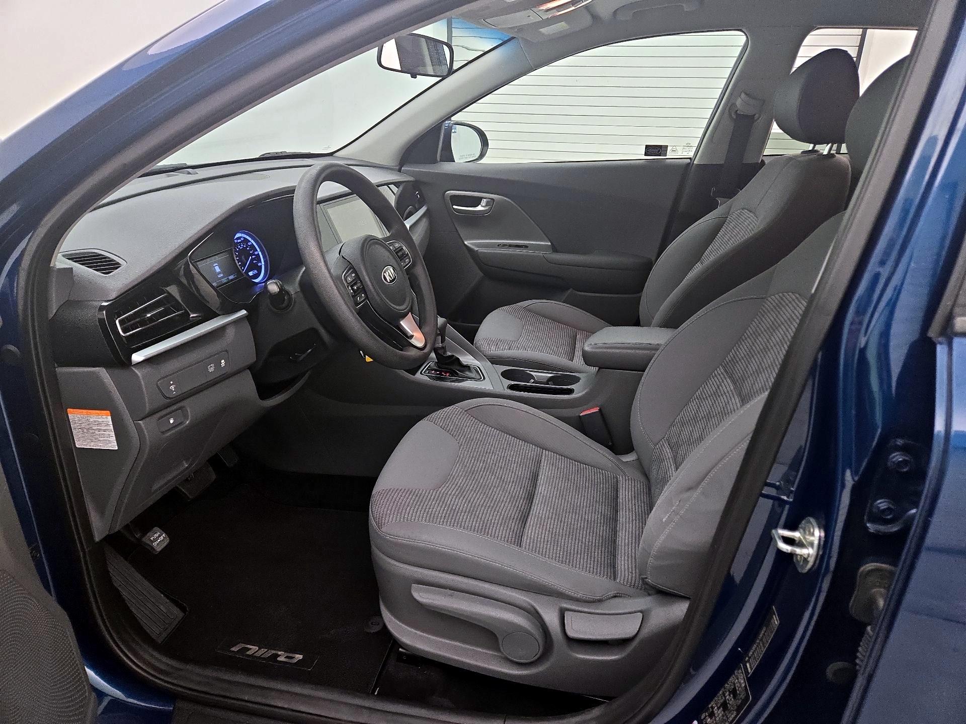 Thumbnail: 2020 Kia Niro - 11