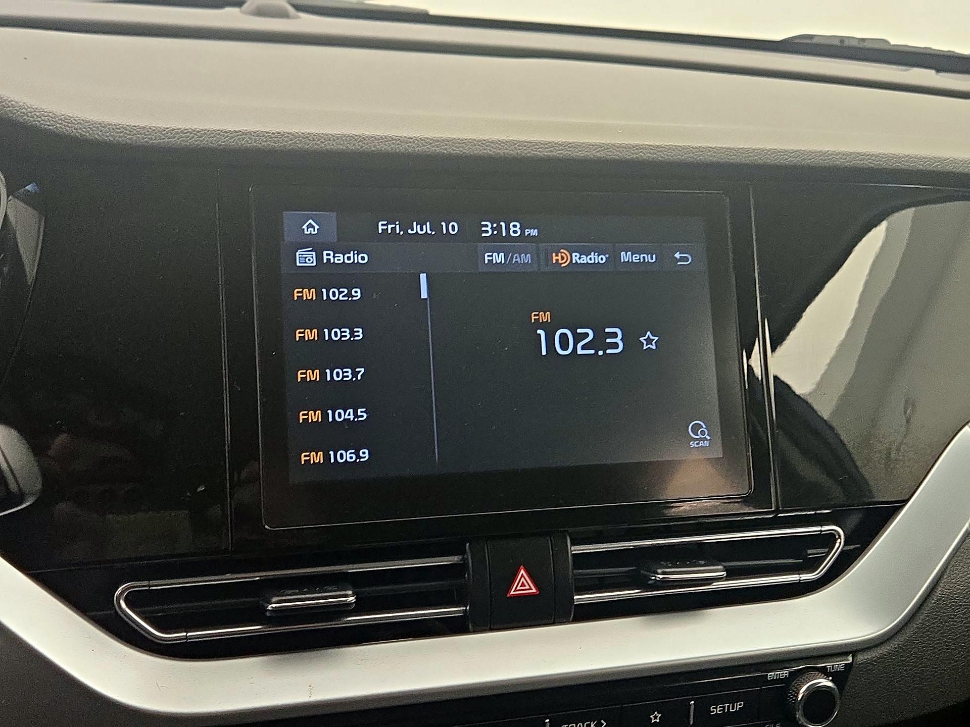 Thumbnail: 2020 Kia Niro - 15