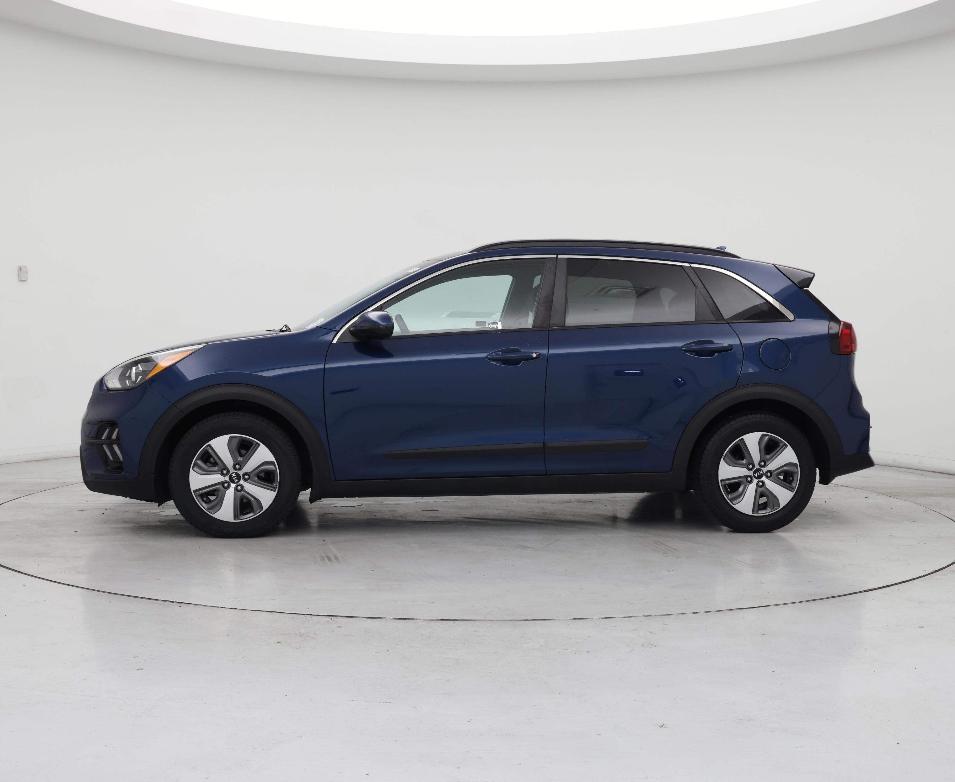 Thumbnail: 2020 Kia Niro - 3