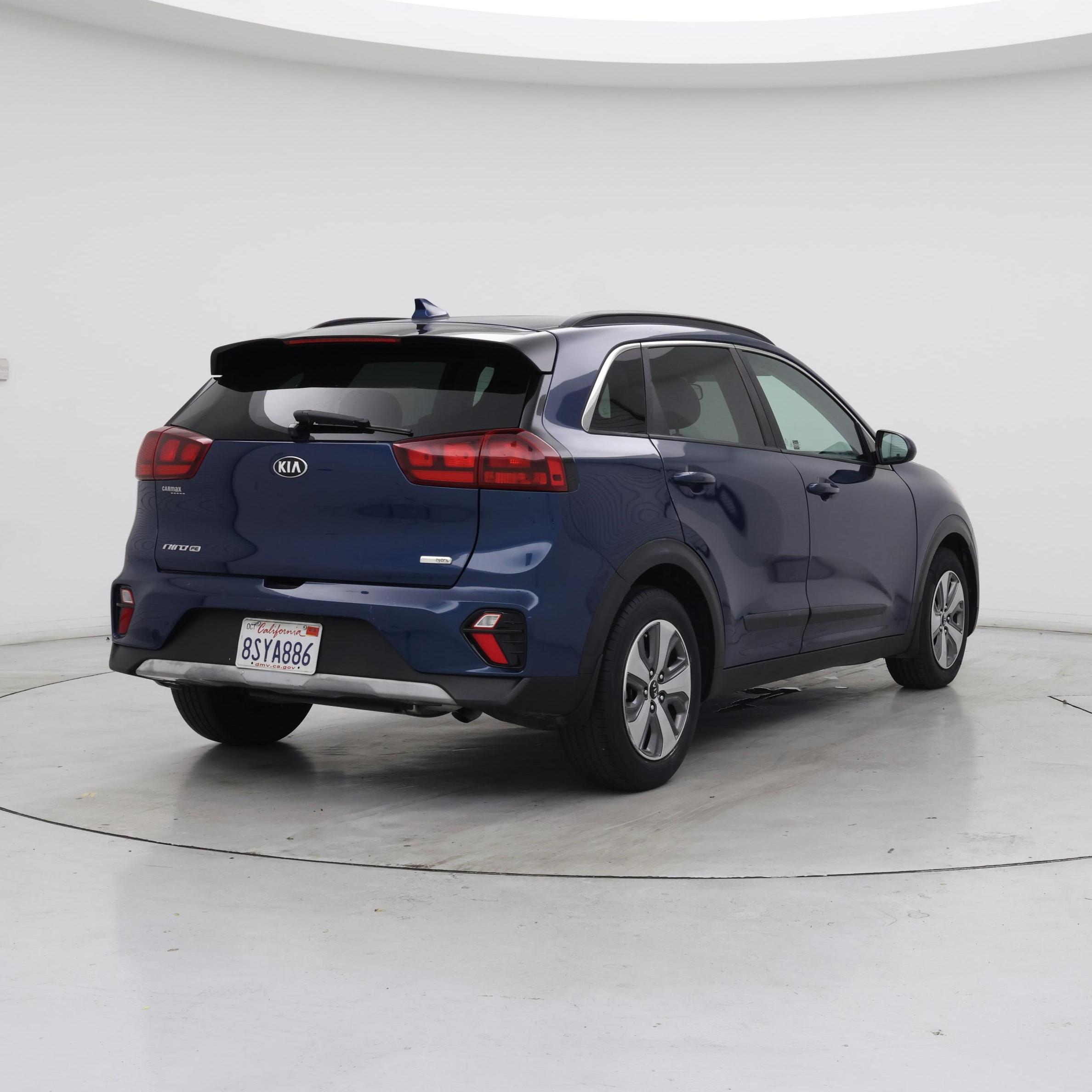 Thumbnail: 2020 Kia Niro - 8