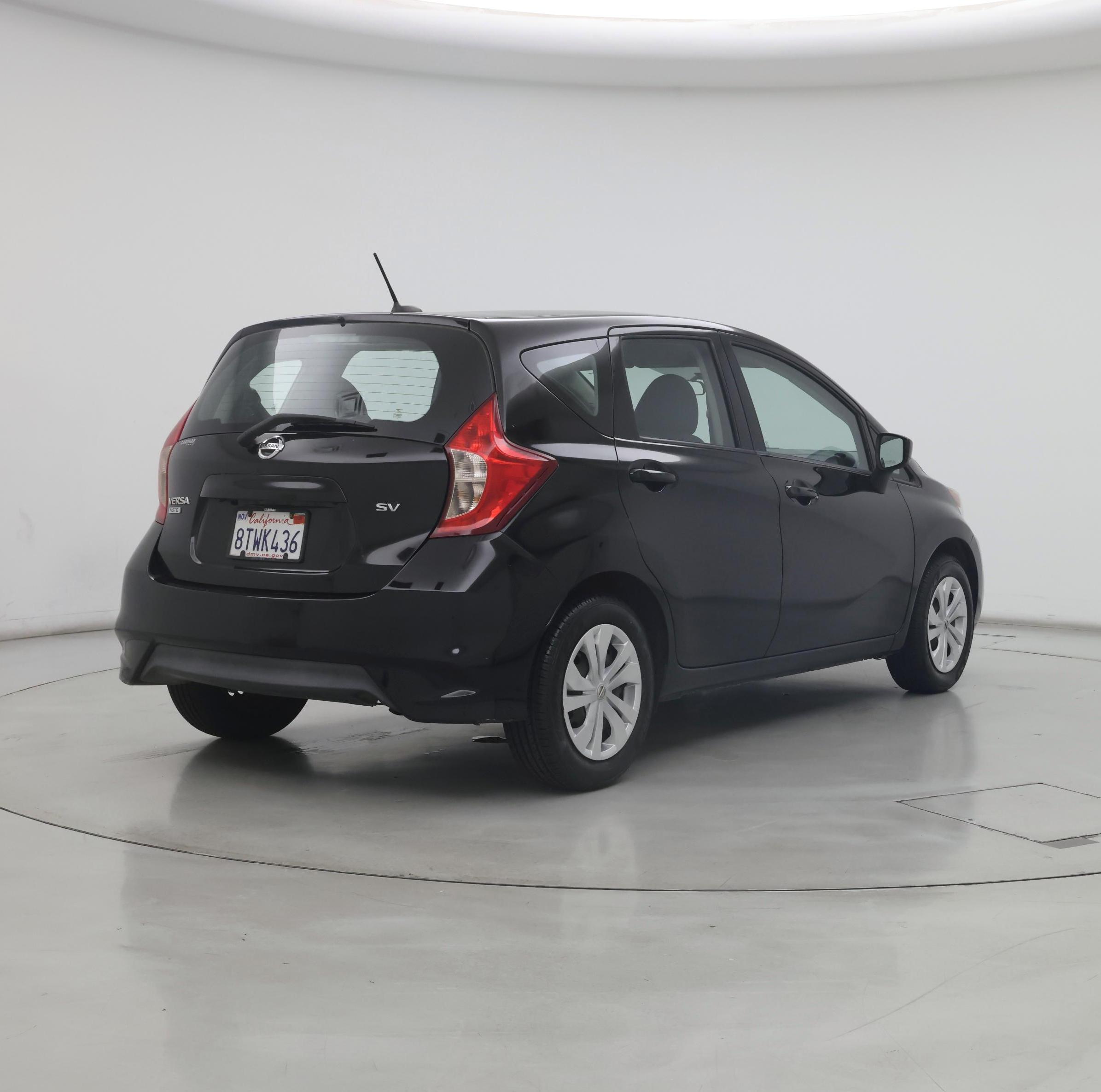Thumbnail: 2018 Nissan Versa Note - 8