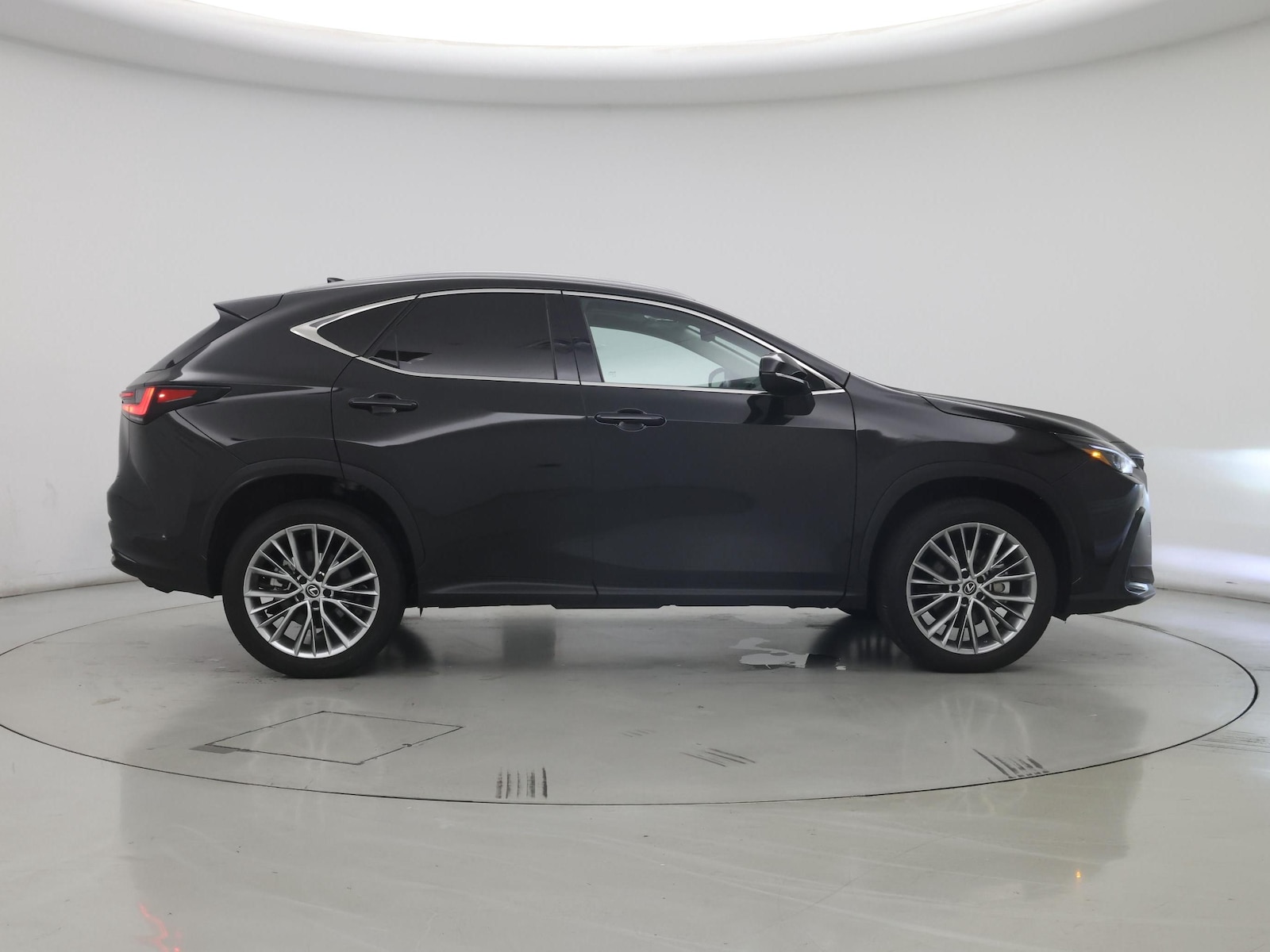 2025 Lexus NX Hybrid 350h - Photo 8