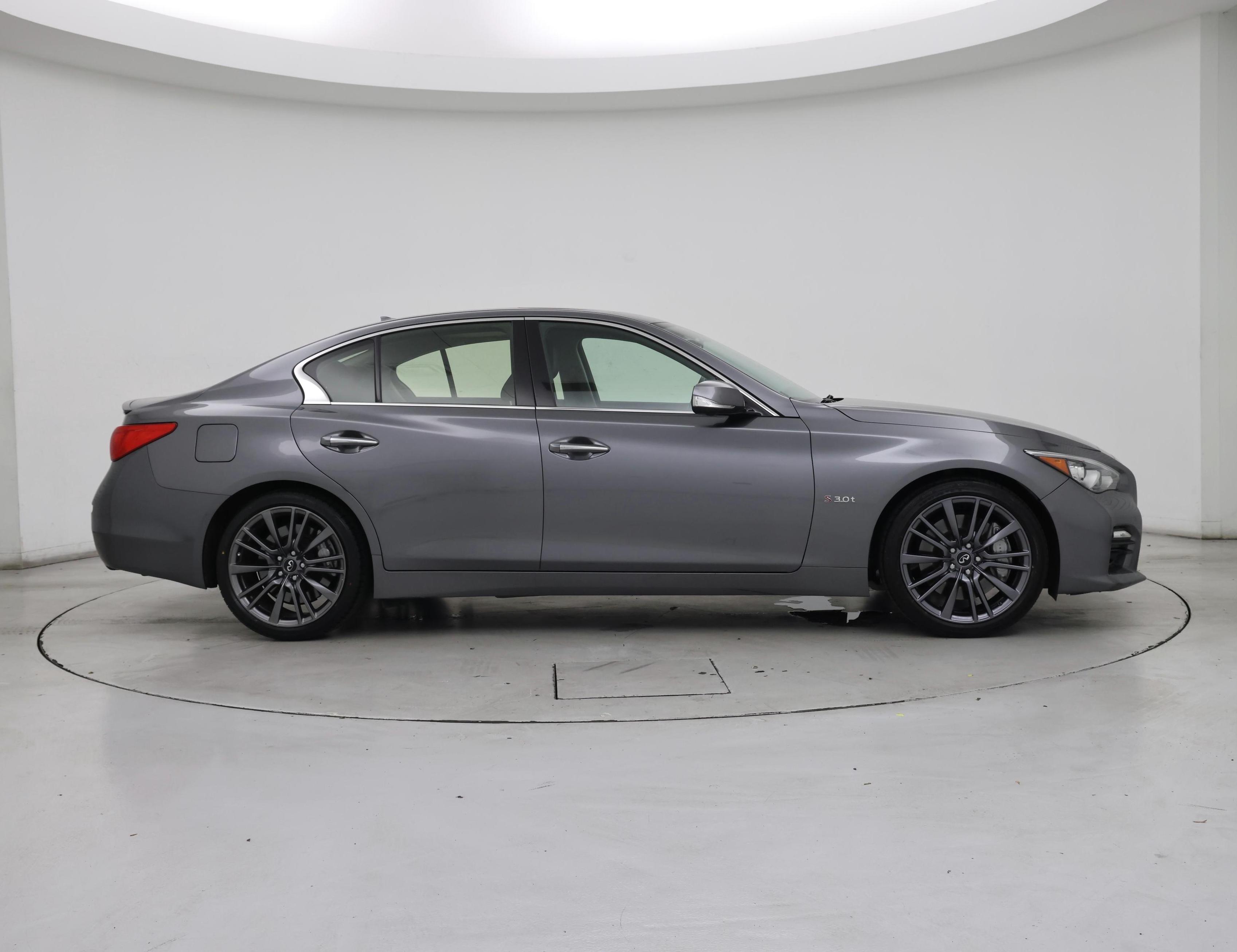 Thumbnail: 2016 INFINITI  - 7