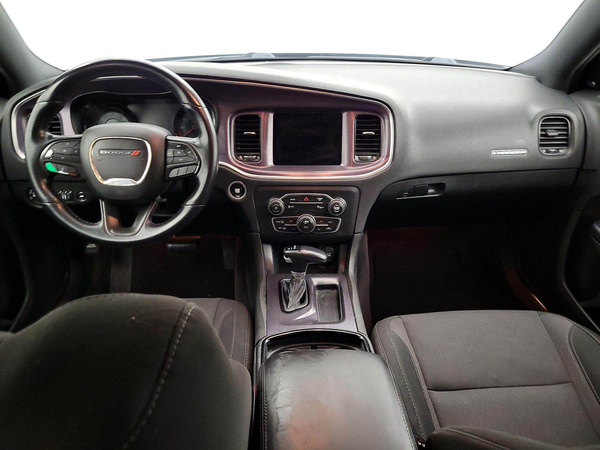 Thumbnail: 2018 Dodge Charger - 9