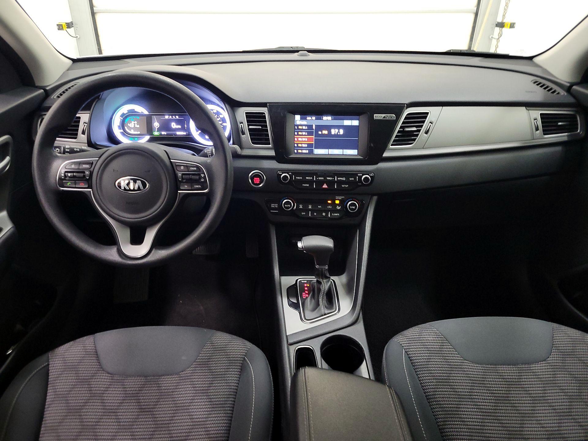 Thumbnail: 2019 Kia Niro - 9