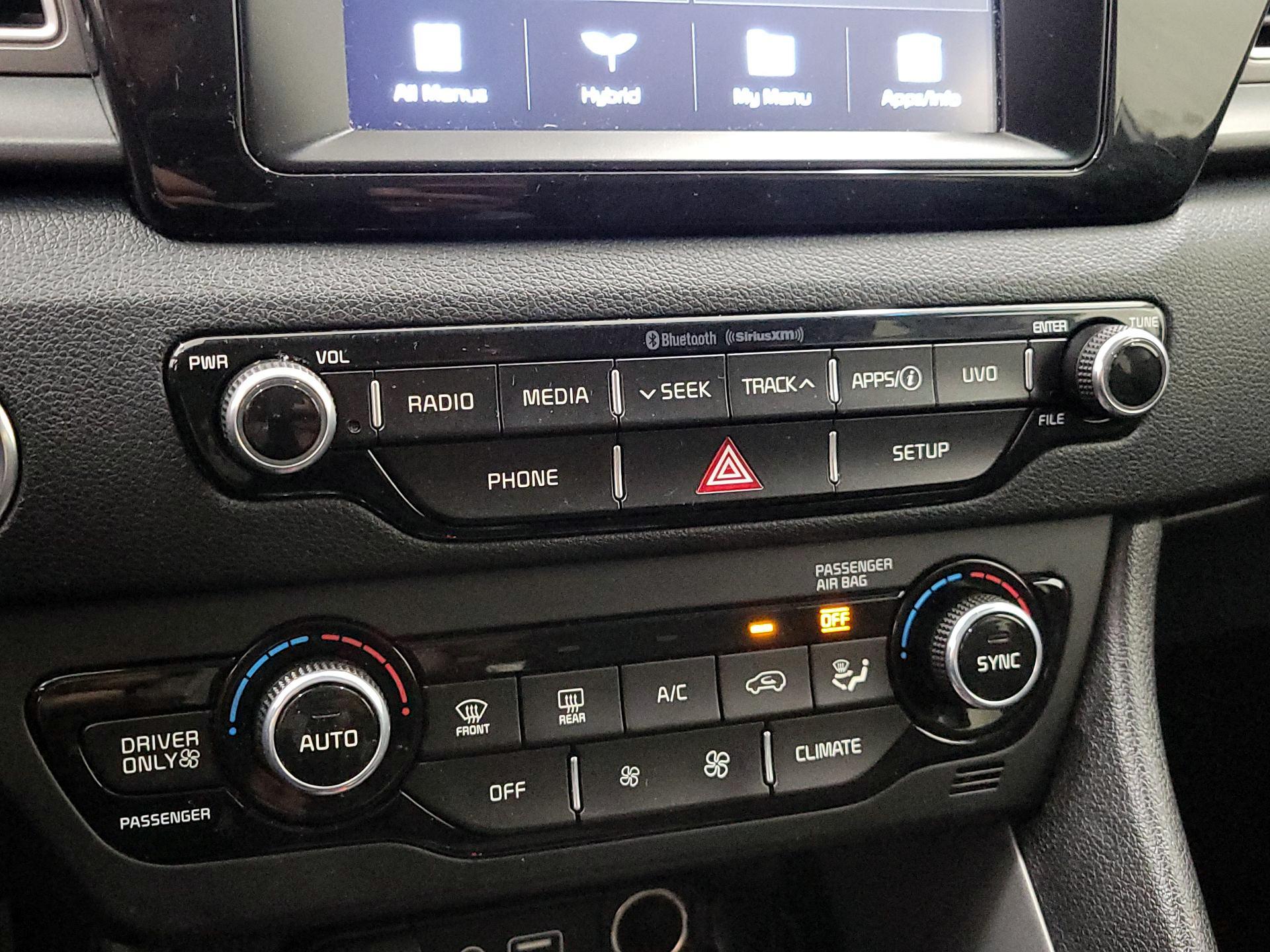 Thumbnail: 2019 Kia Niro - 16