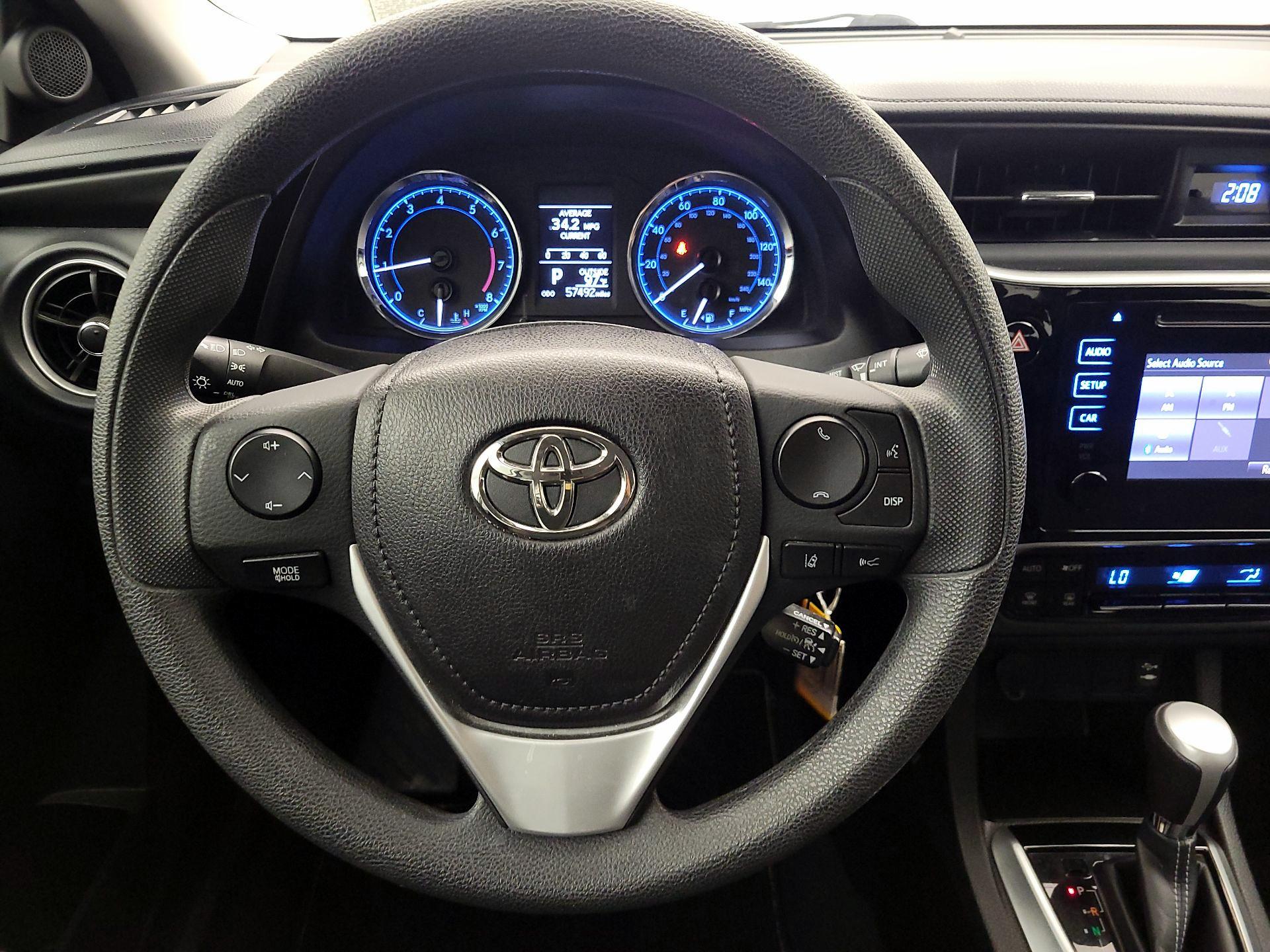 Thumbnail: 2017 Toyota Corolla - 10